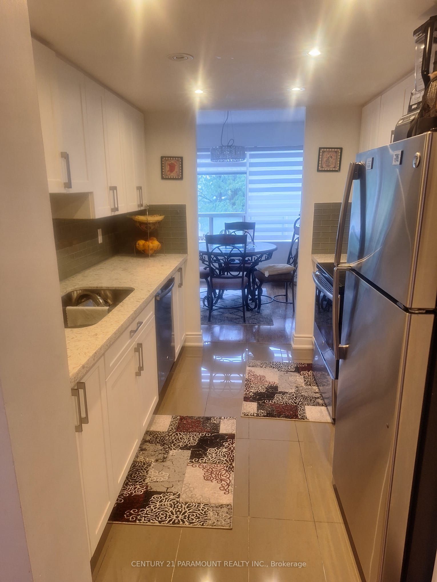 Unit 404 - 325 Webb Drive N, Mississauga 2