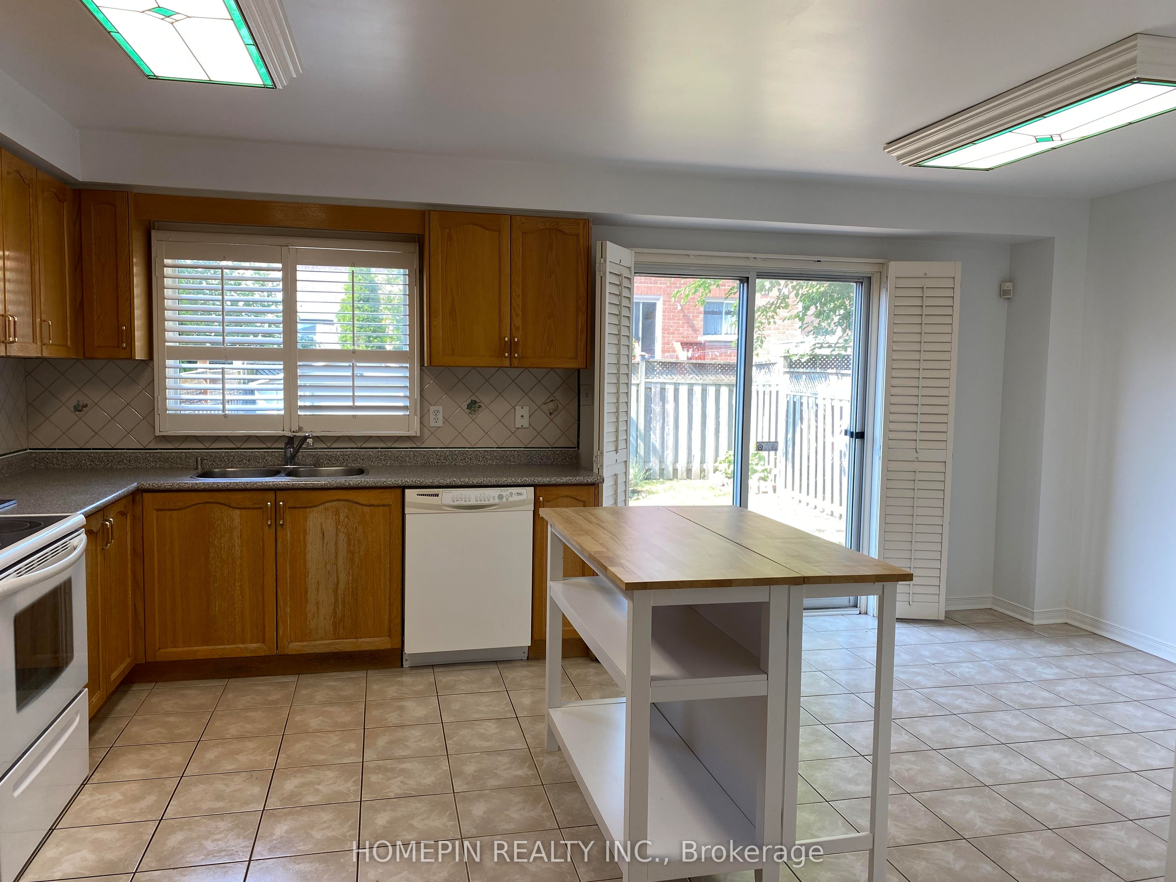 3116 Wheatstone Avenue, Mississauga 5