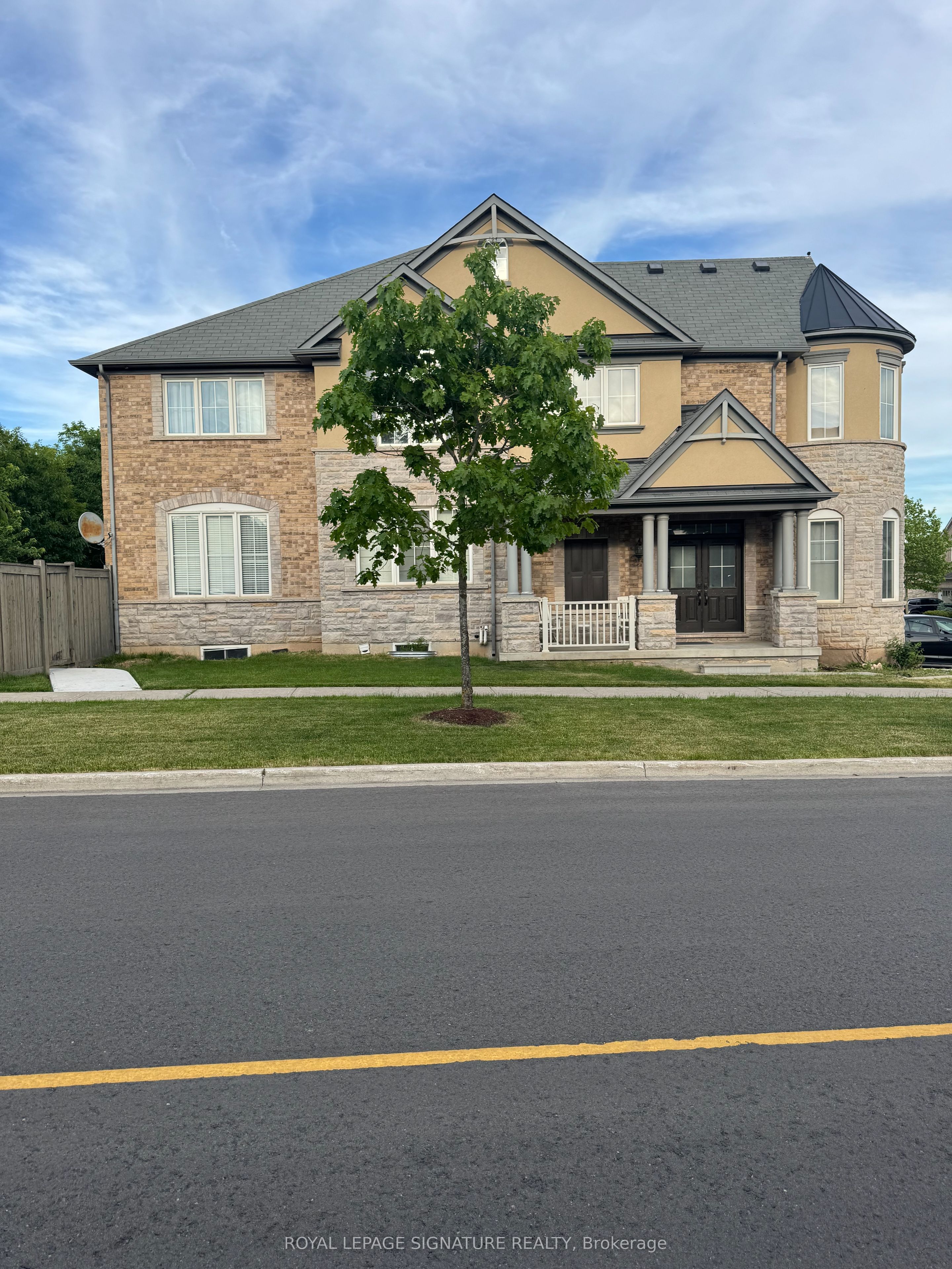 Unit Basement-B - 301 Peregrine Way, Milton 2