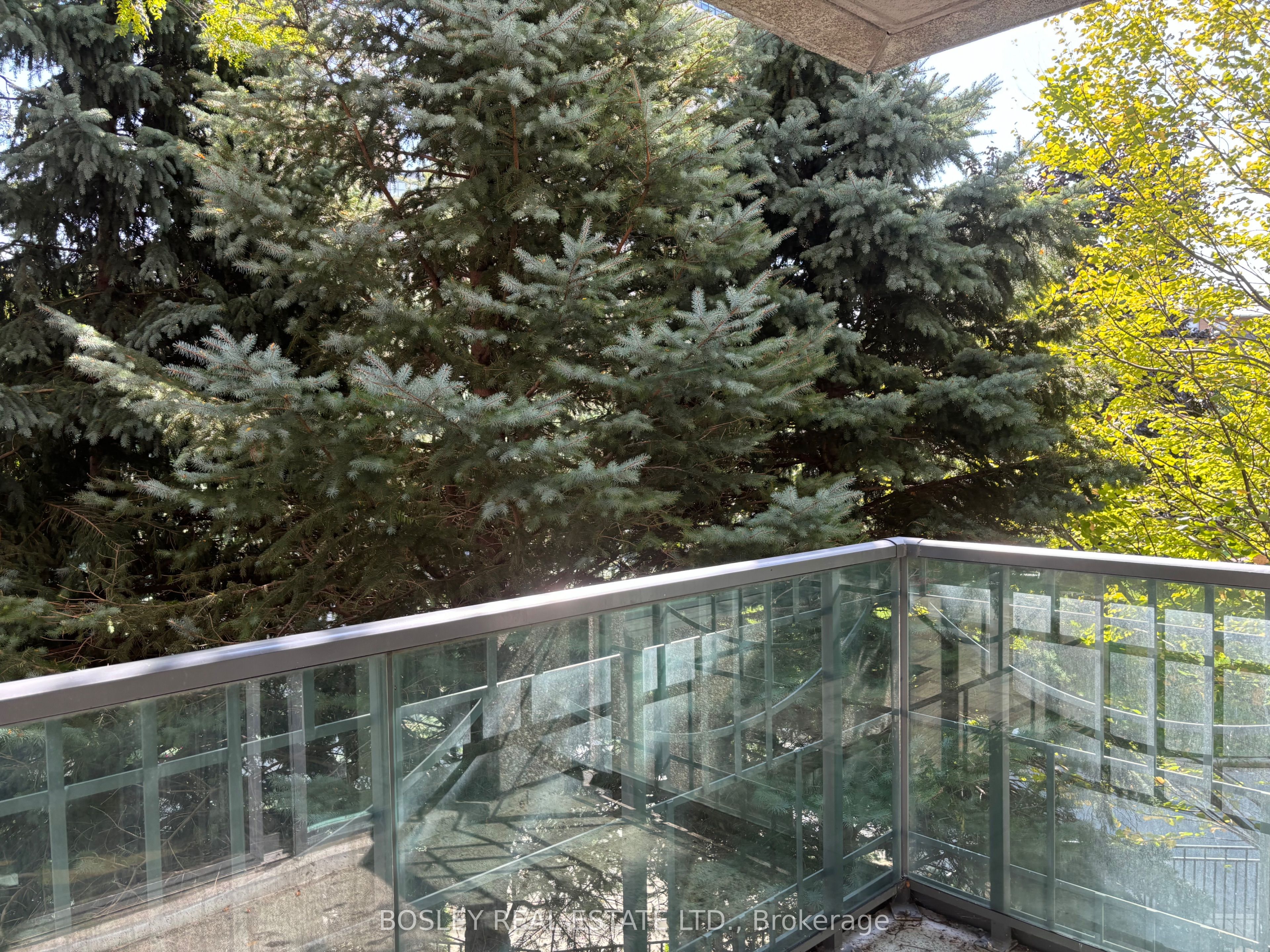 Unit 207 - 38 Fontenay Court, Etobicoke 5