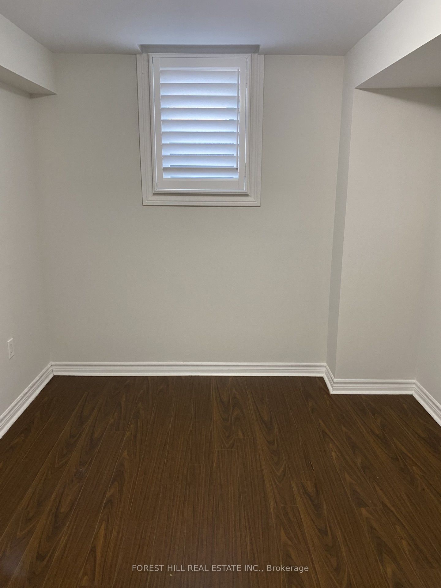 Unit bsmt - 5663 Whitehorn Avenue, Mississauga 3