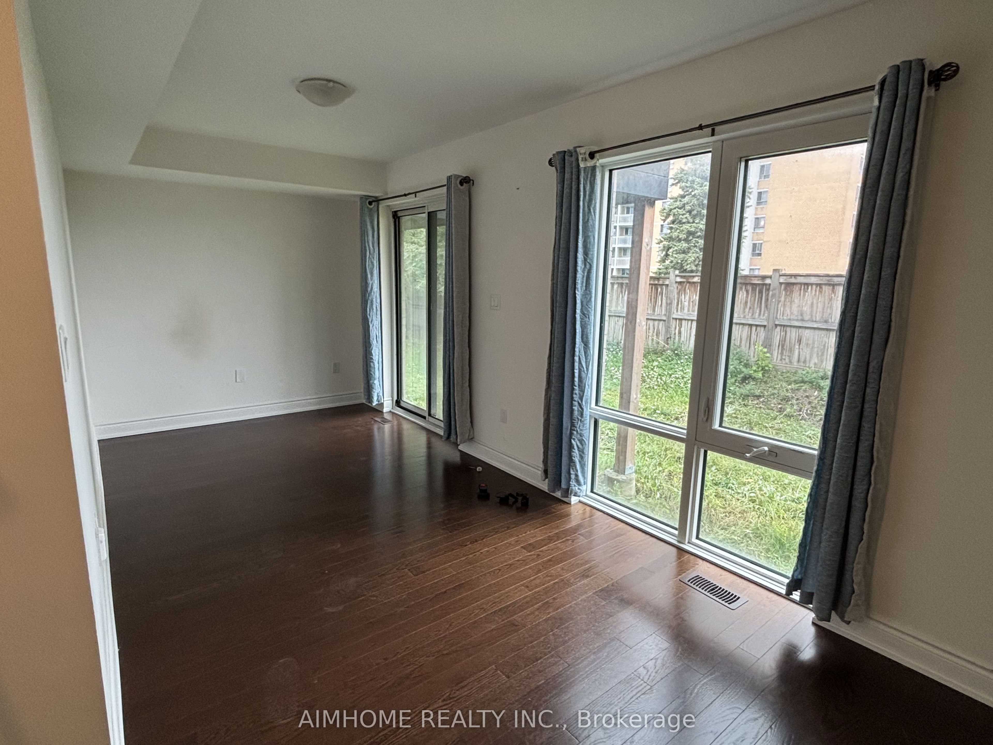 58 Pony Farm Drive, Etobicoke 4