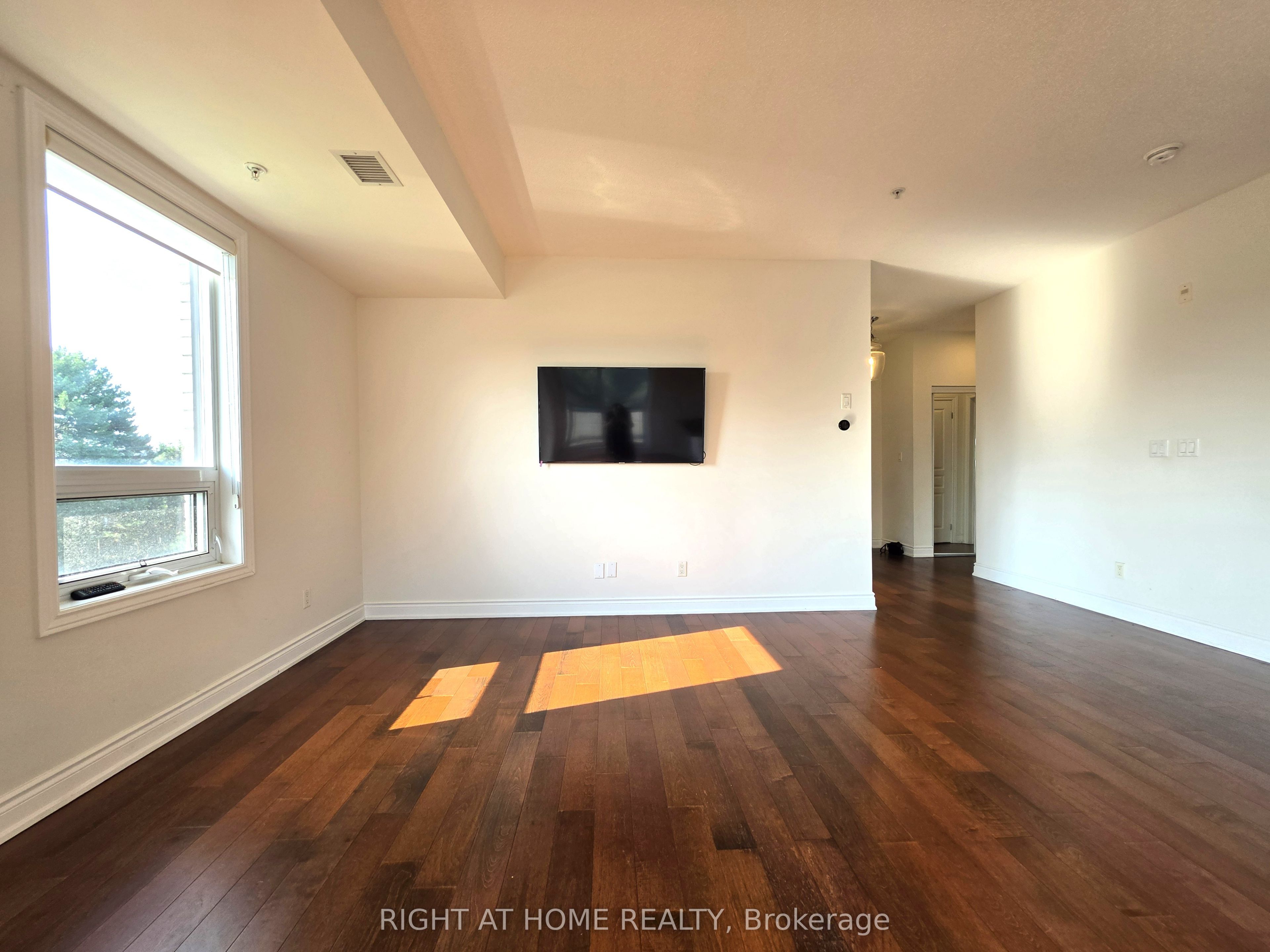 Unit 236 - 3170 Erin Mills Parkway, Mississauga 2