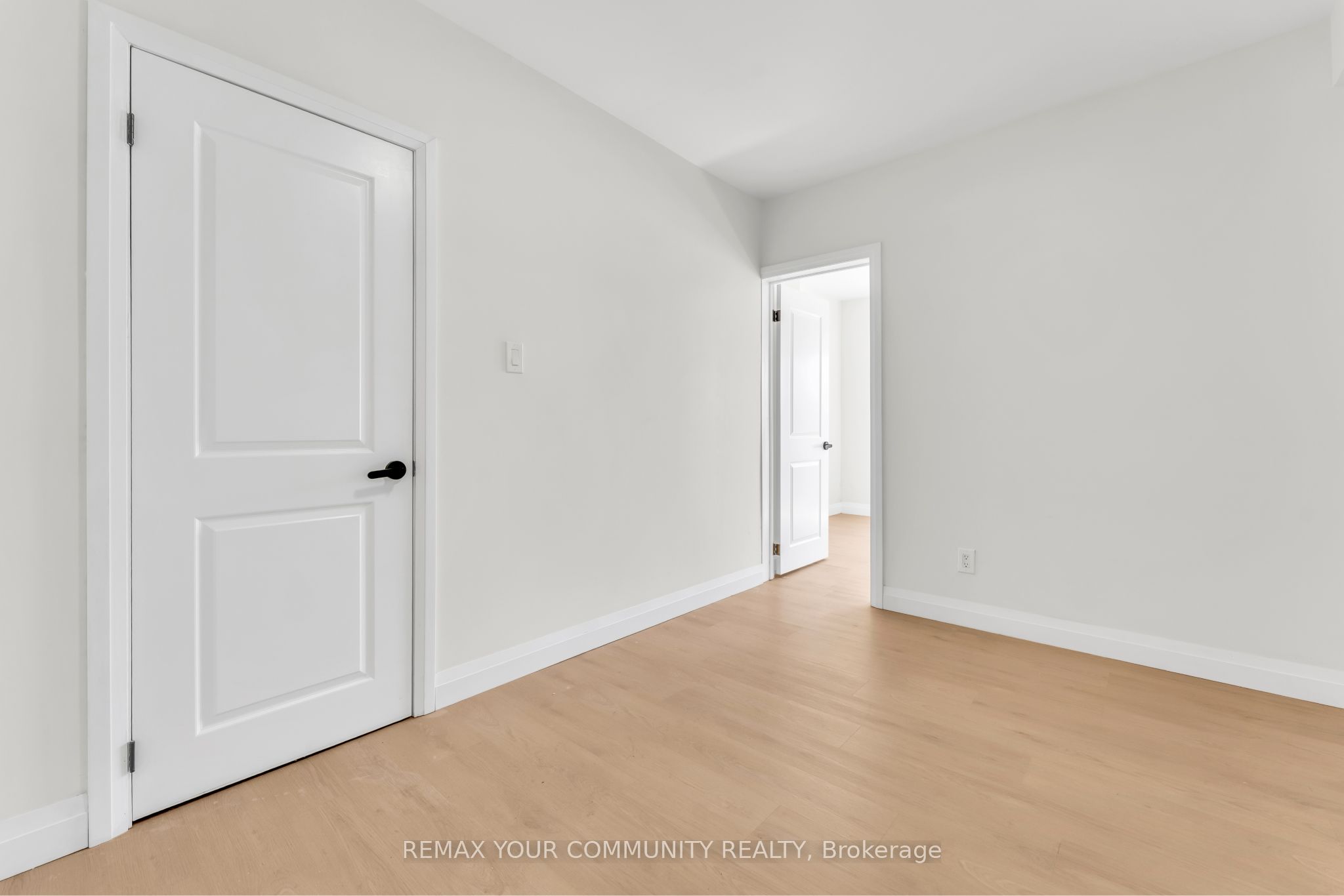 Unit Upper Level - 1822 St Clair Avenue W, Toronto 3