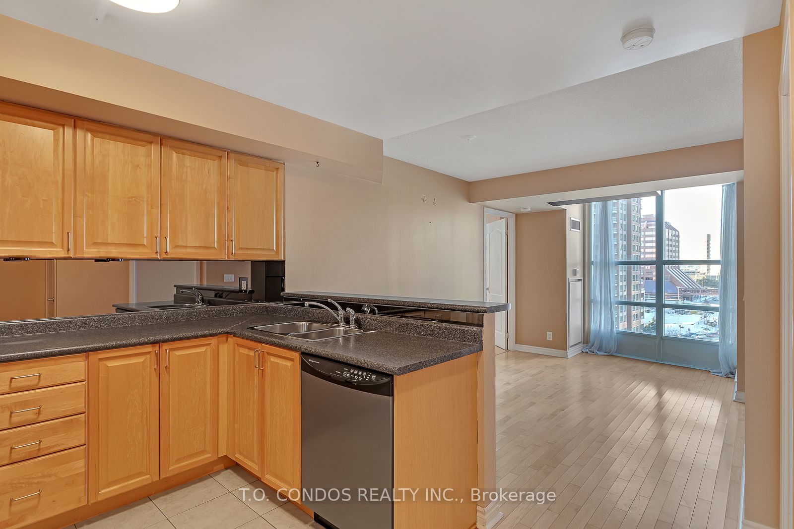 Unit 906 - 33 Elm Drive W, Mississauga 4