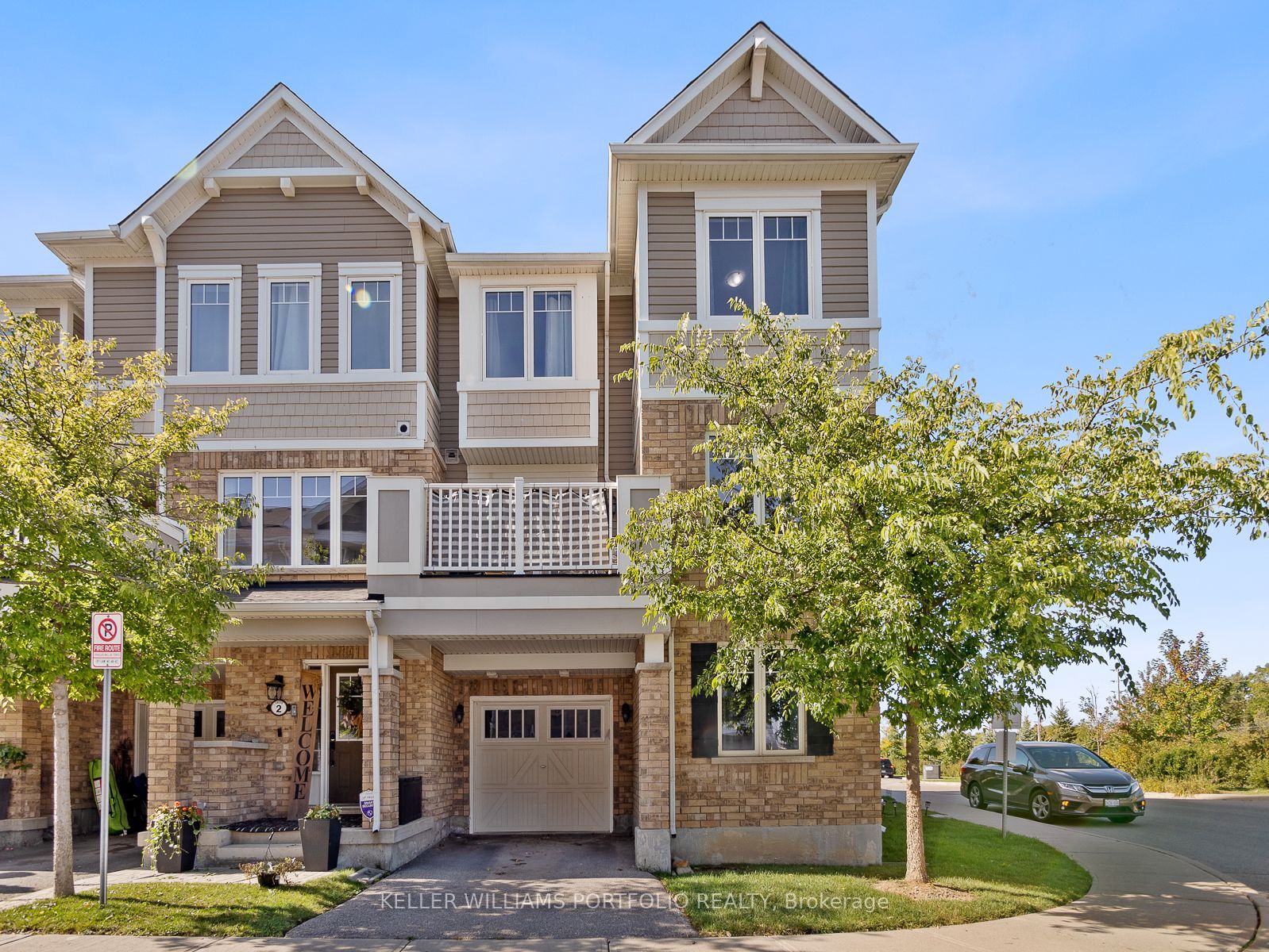 Unit 1 - 1025 Nadalin Heights, Milton 4