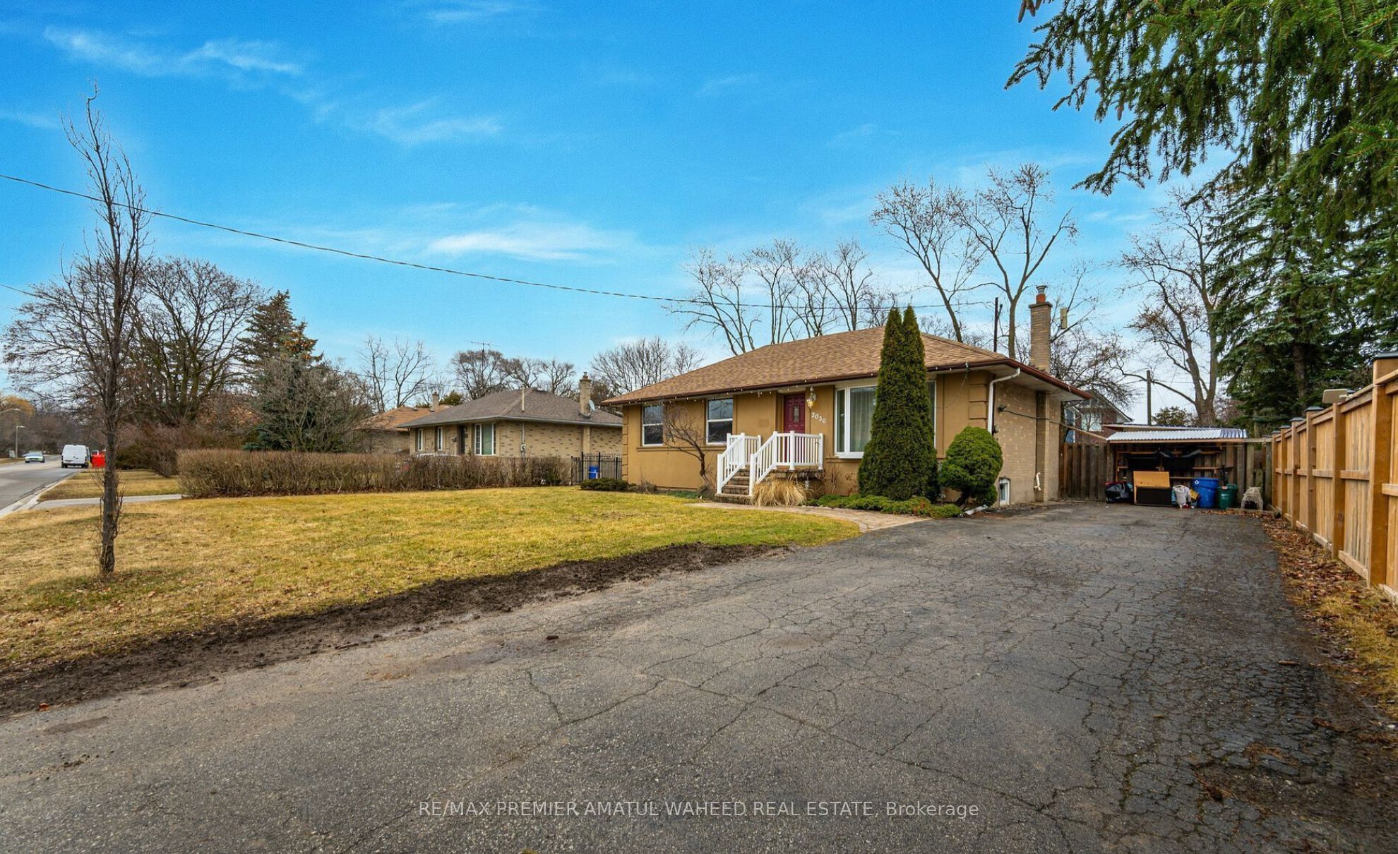 2036 Constance Drive, Oakville 3