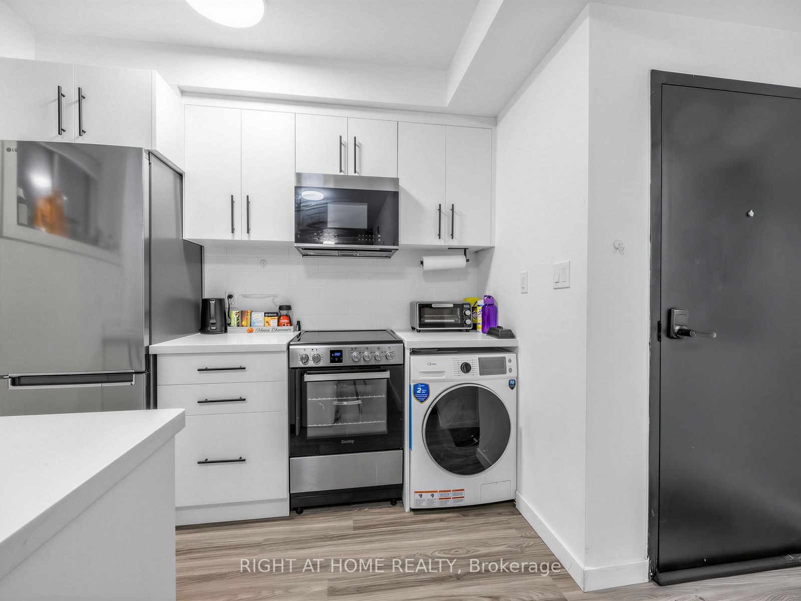 Unit 1 - 148 Glenlake Avenue, Toronto 4