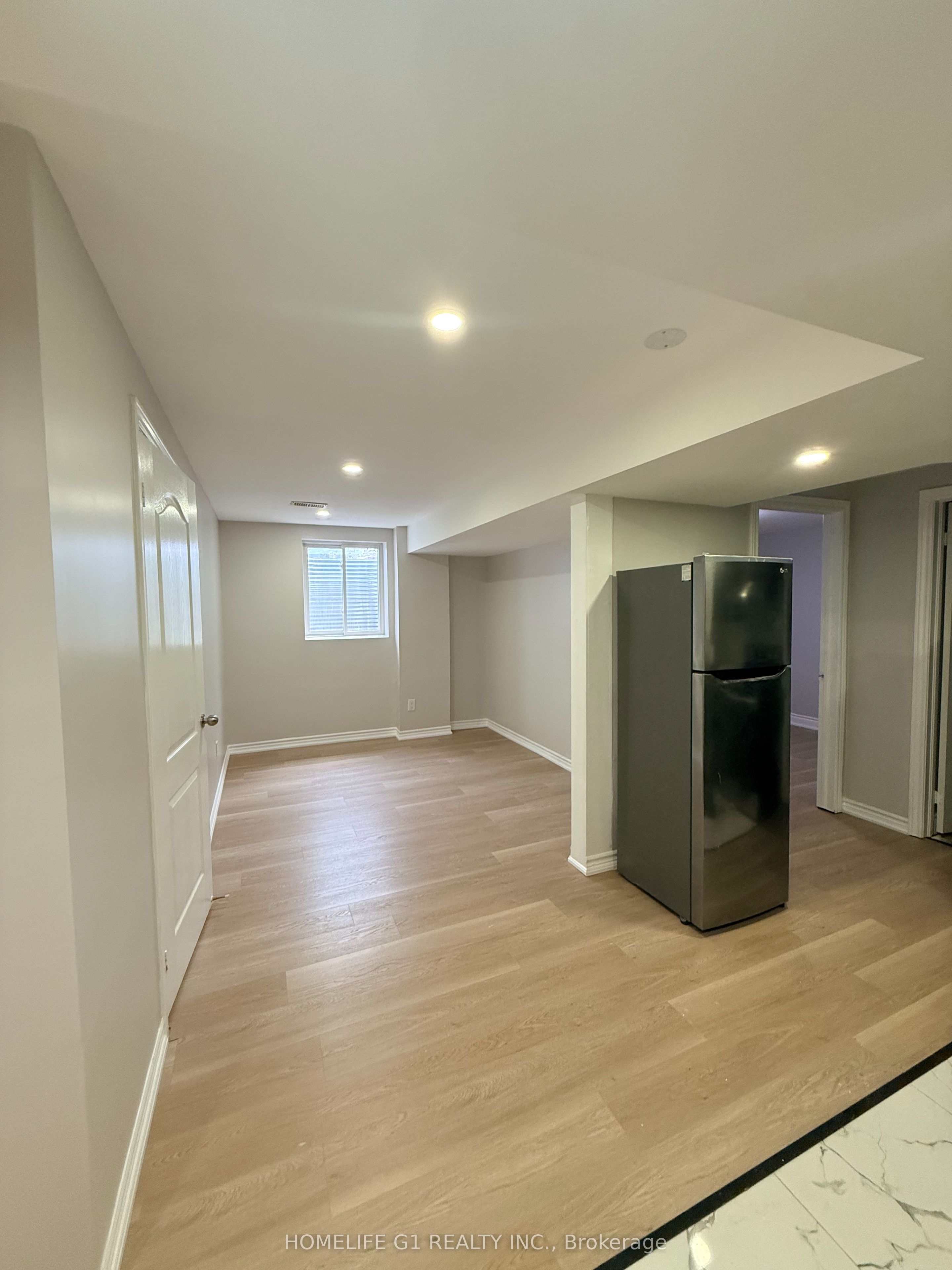 Unit Bsmt - 3 Amaryllis Drive, Brampton 3