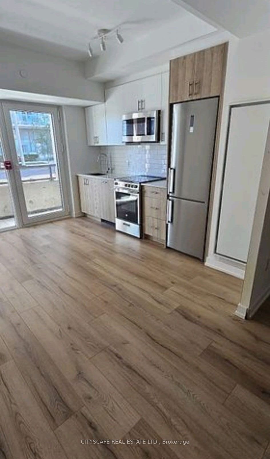 Unit 102 - 1195 The Queensway, Etobicoke 4
