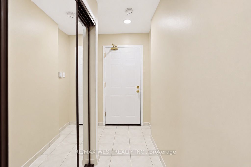 Unit 233 - 65 Trailwood Drive, Mississauga 2