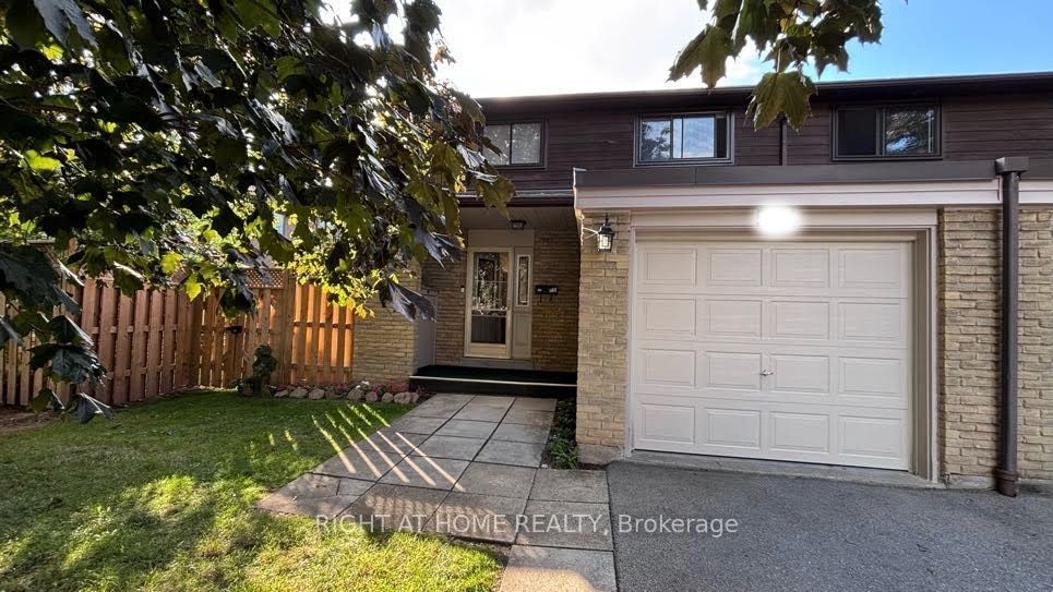 584 Forestwood Crescent, Burlington 3
