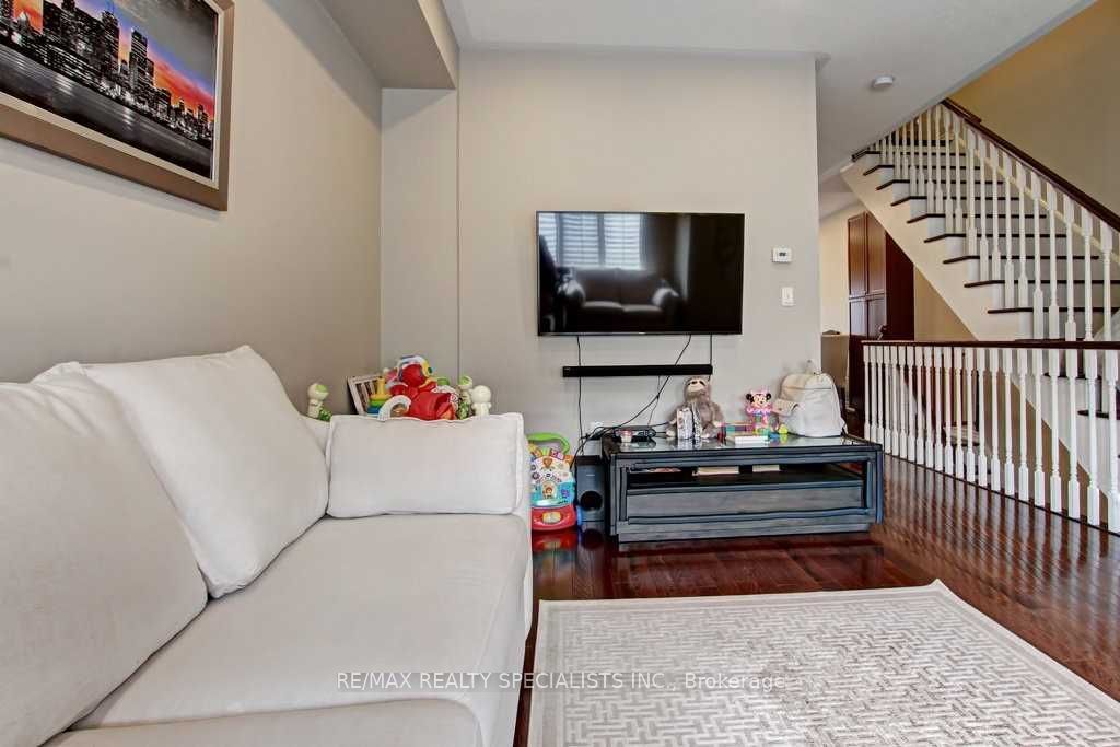 Unit 4 - 1117 Haig Boulevard, Mississauga 5