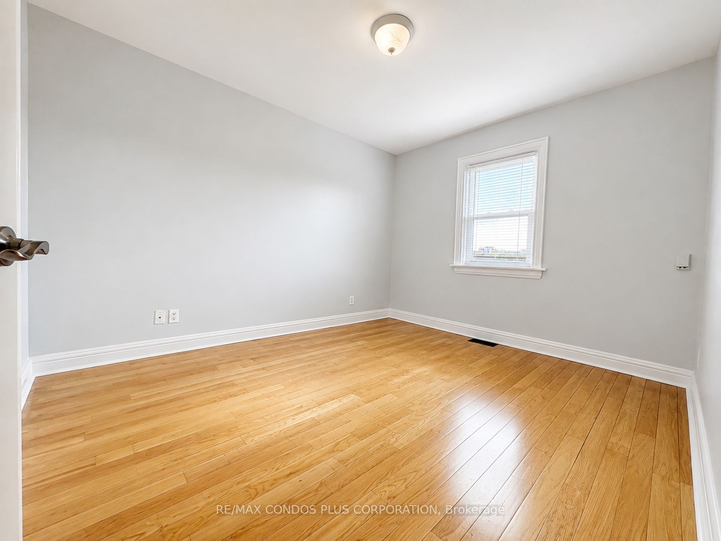 Unit Upper Floor - 60 Kane Avenue, Toronto 2