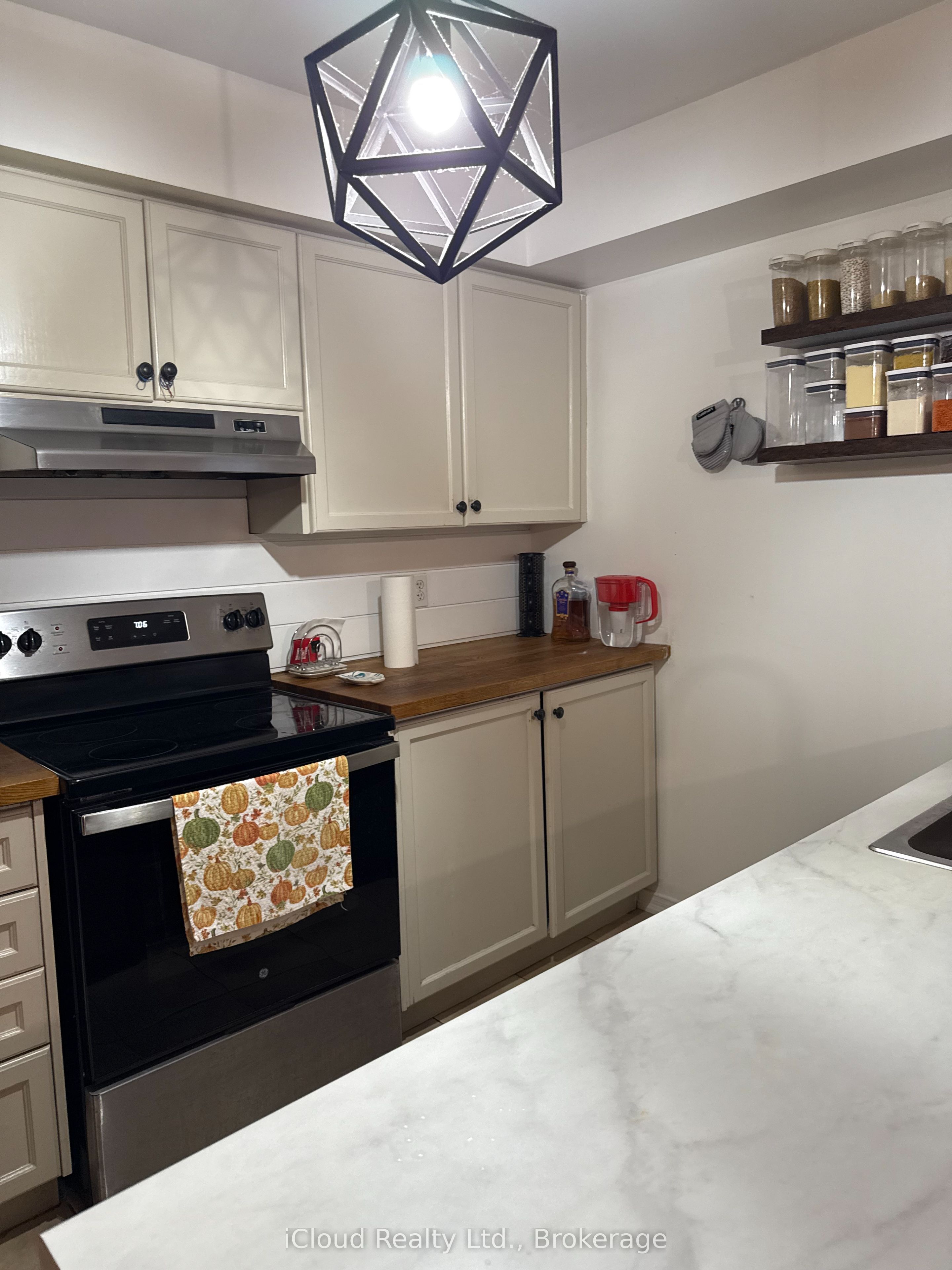 Unit 46 - 1489 Heritage Way, Oakville 5