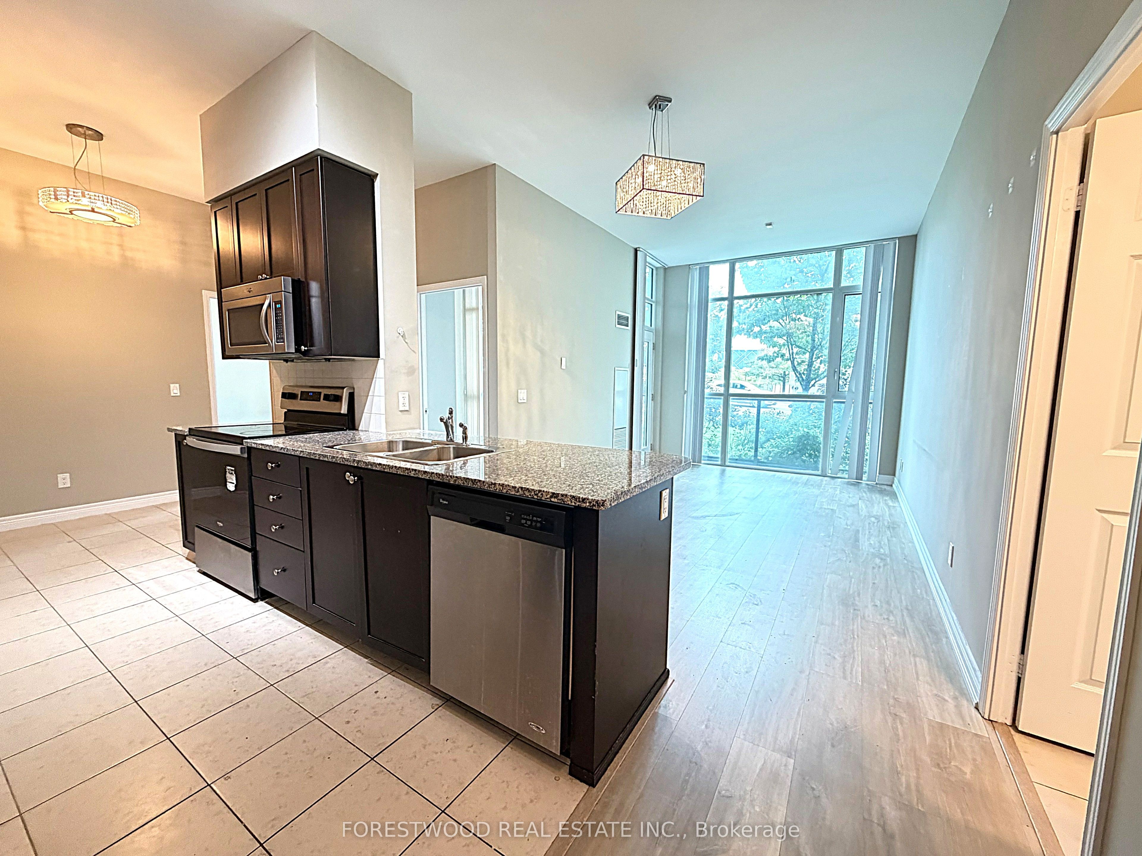 Unit 101 - 339 Rathburn Road W, Mississauga 3