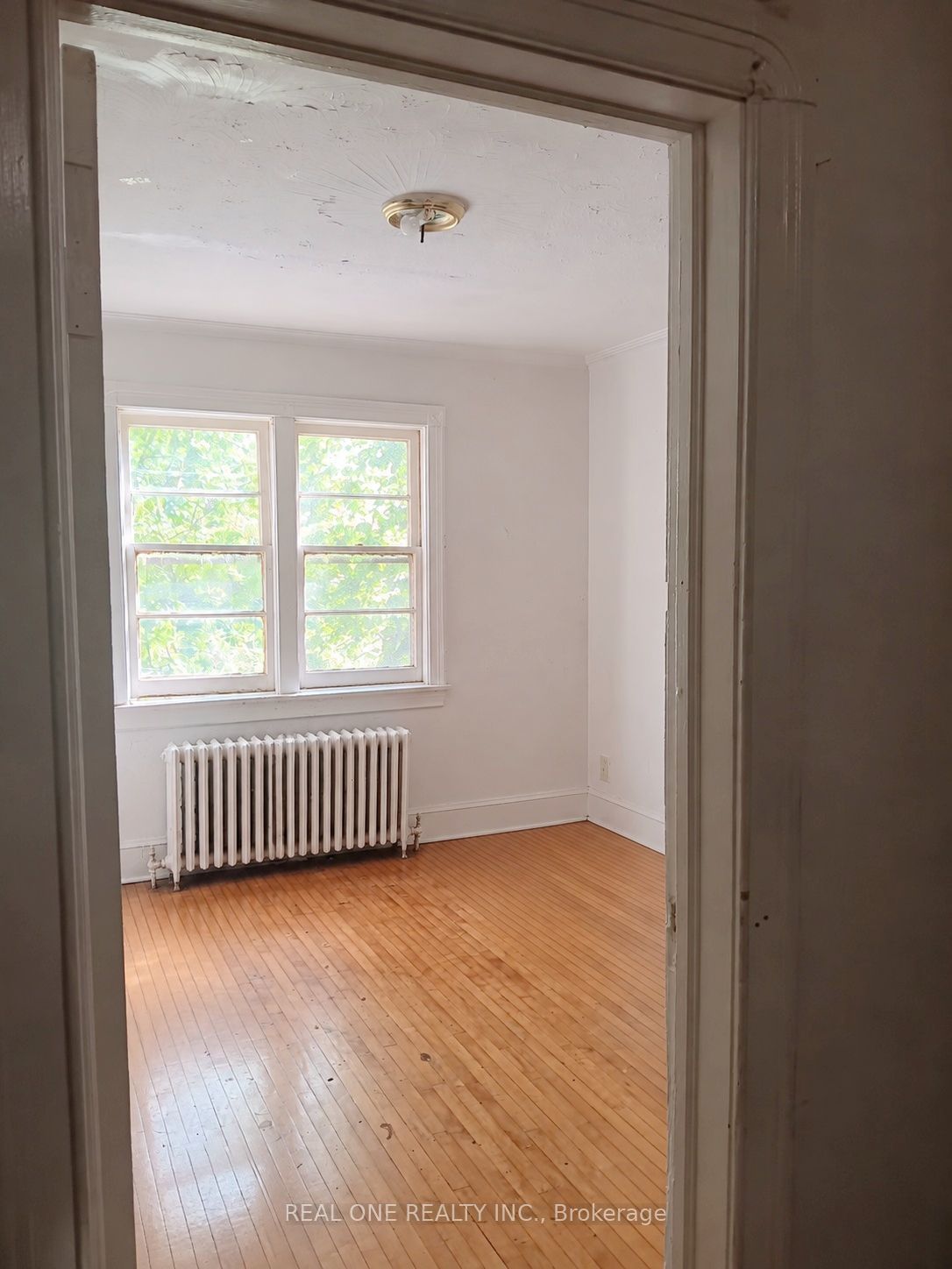 Unit 2 - 104 Twenty Fifth Street, Etobicoke 3