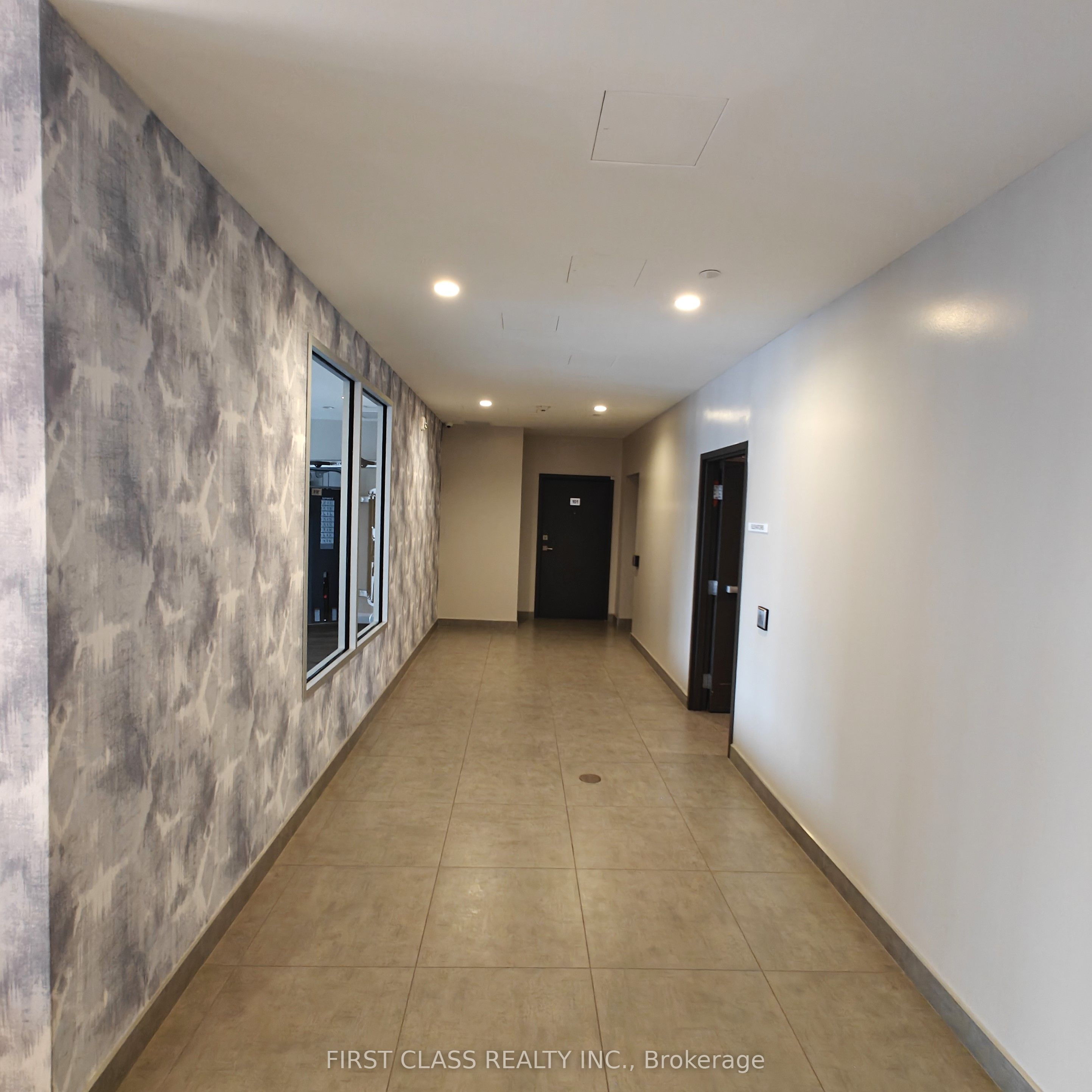 Unit 808 - 716 Main Street E, Milton 3