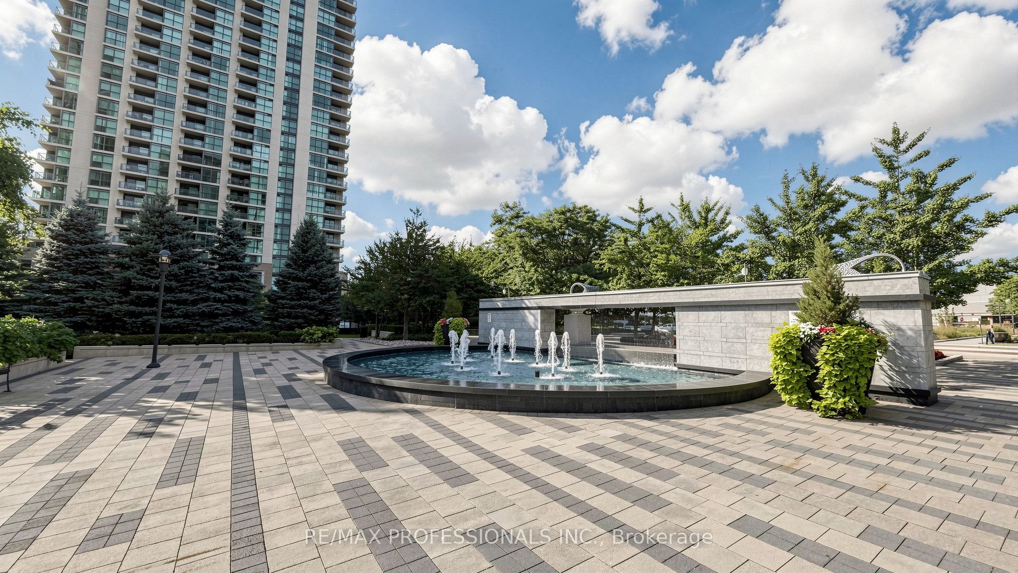 Unit 1710 - 205 Sherway Gardens Road, Etobicoke 4