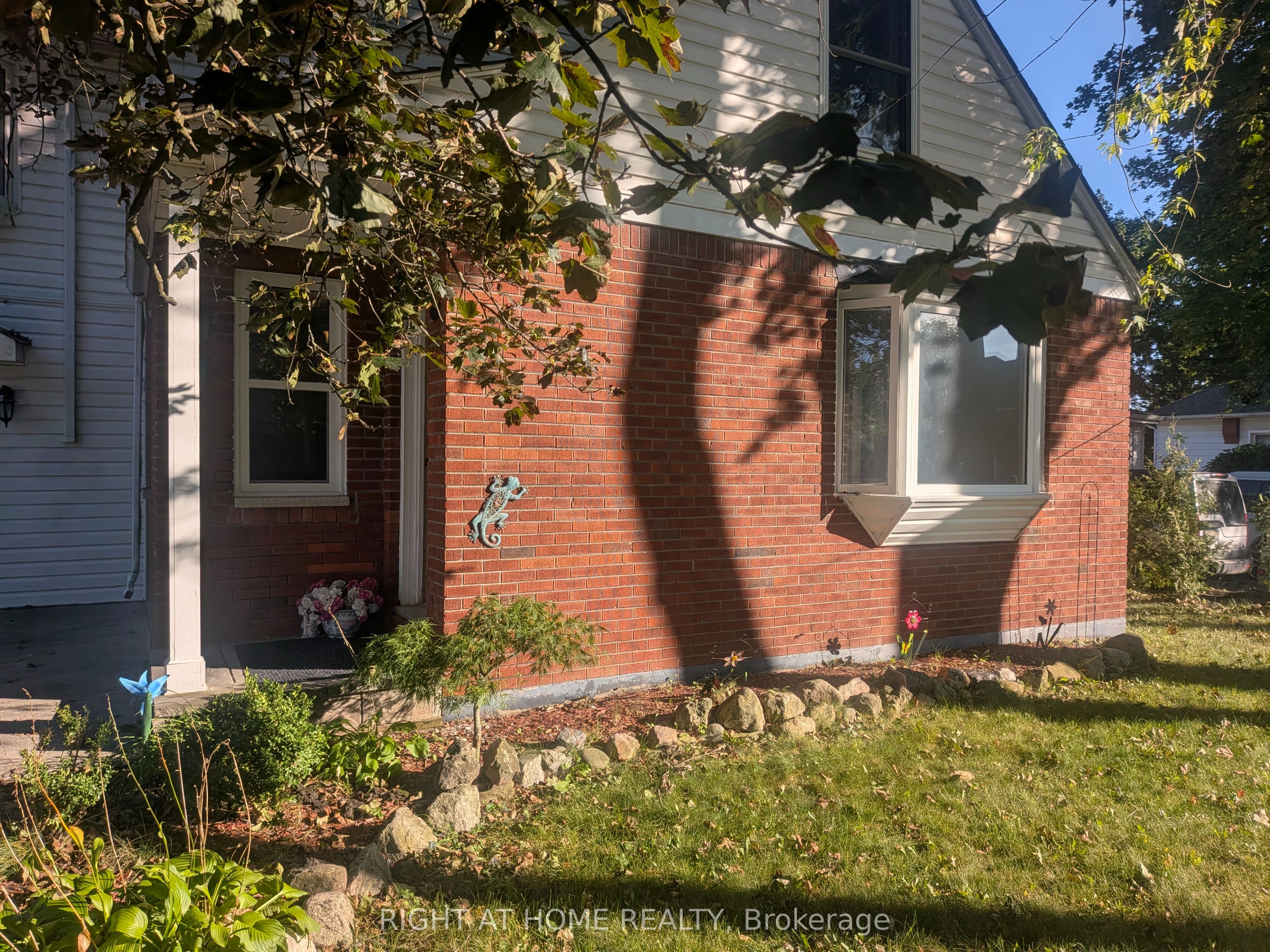 Unit Suite B - 242 Arthur Street, Halton Hills 2