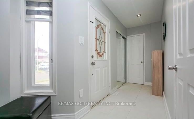95 Lent Crescent, Brampton 5