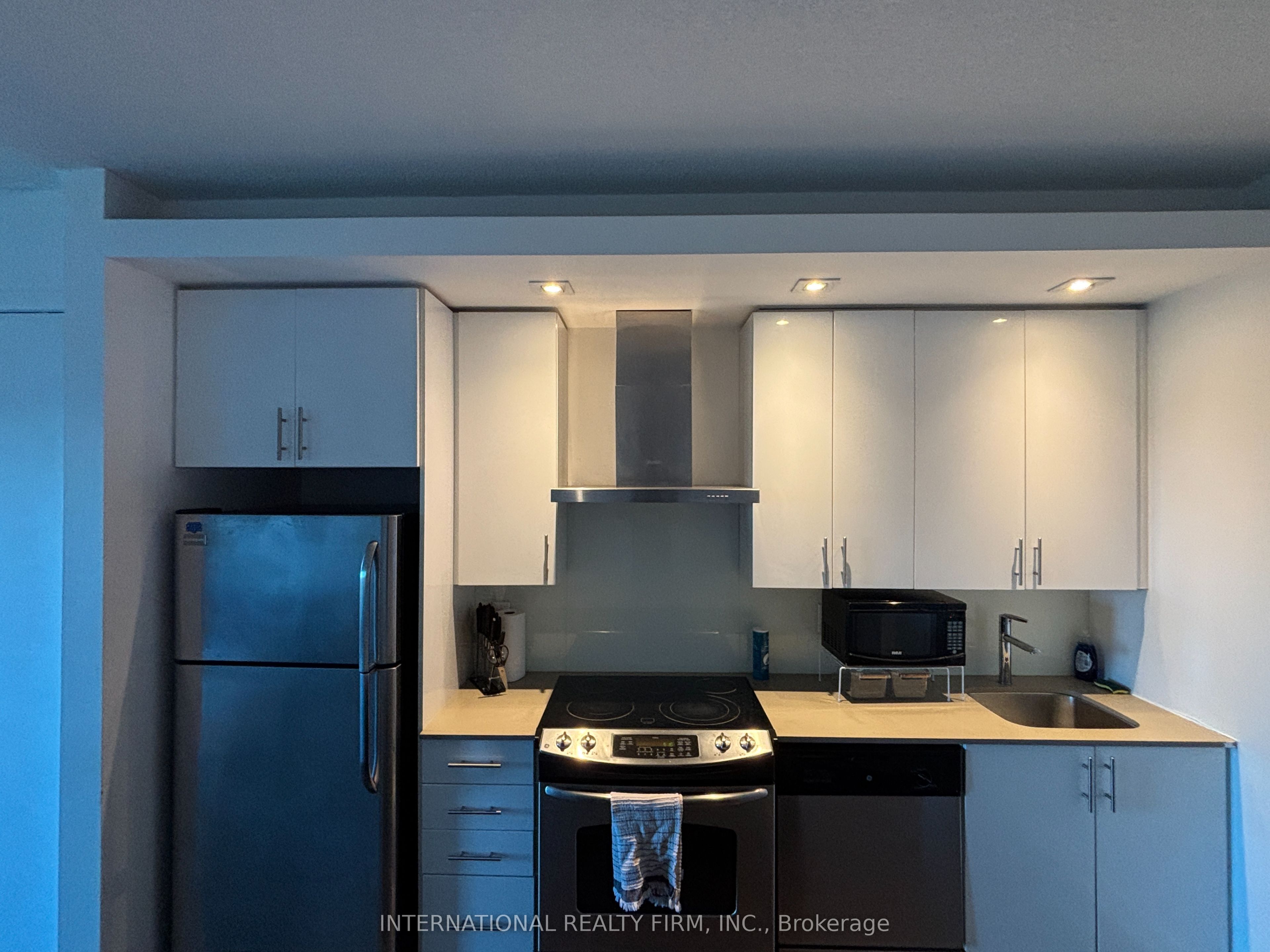 Unit 2923 - 165 Legion Road N, Etobicoke 3