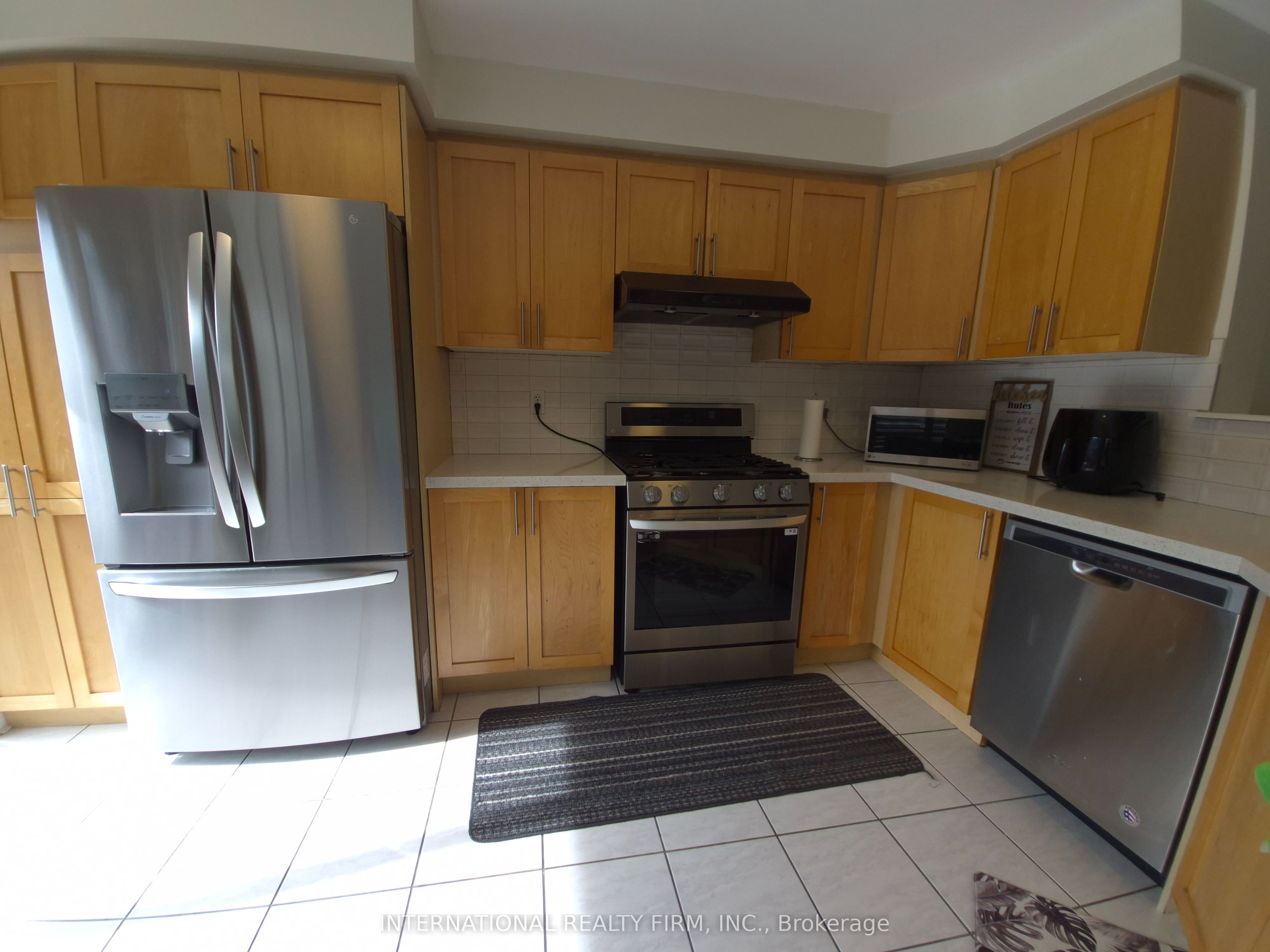 2588 Valleyridge Drive, Oakville 5