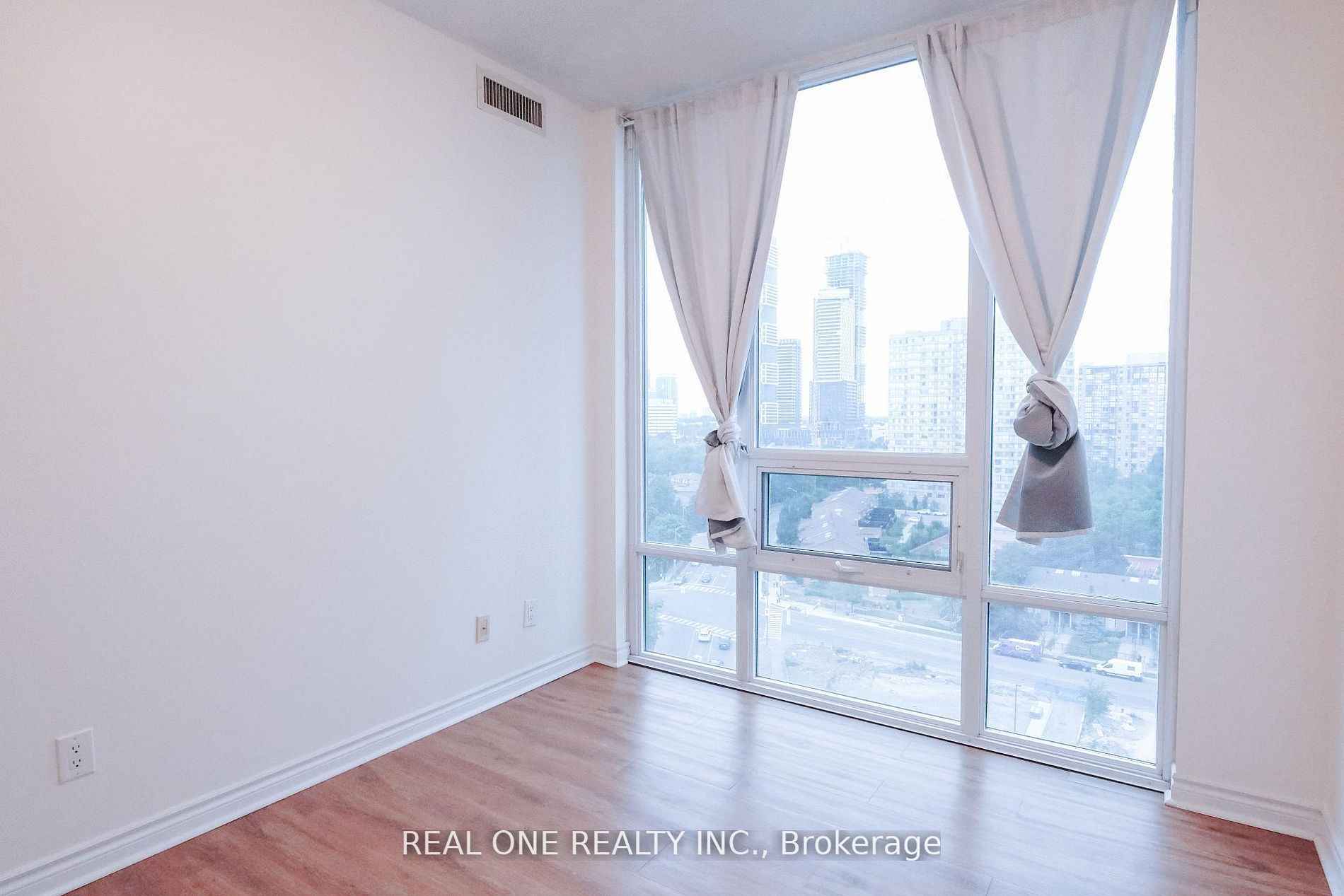 Unit 1608 - 3525 Kariya Drive, Mississauga 5