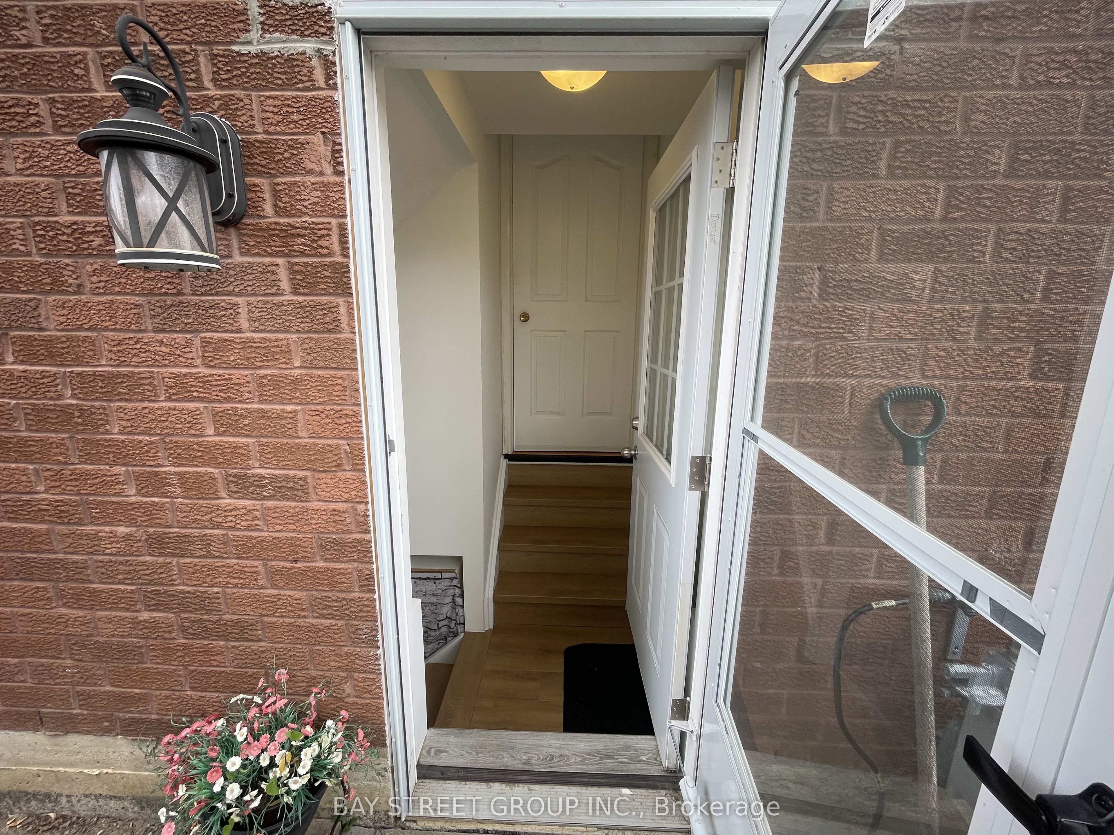 Unit Lower - 1 Tralee Street, Brampton 3