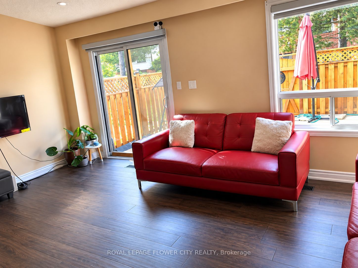 Unit 5 - 5 Foster Crescent, Brampton 3