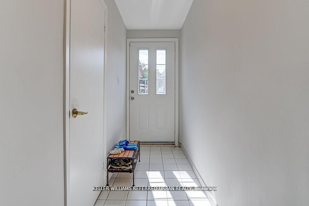 Unit Lower - 55 Tedder Street, North York 3