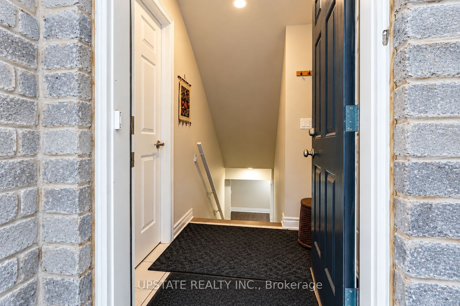 Unit Basement - 8 Sage Meadow Crescent, Brampton 2