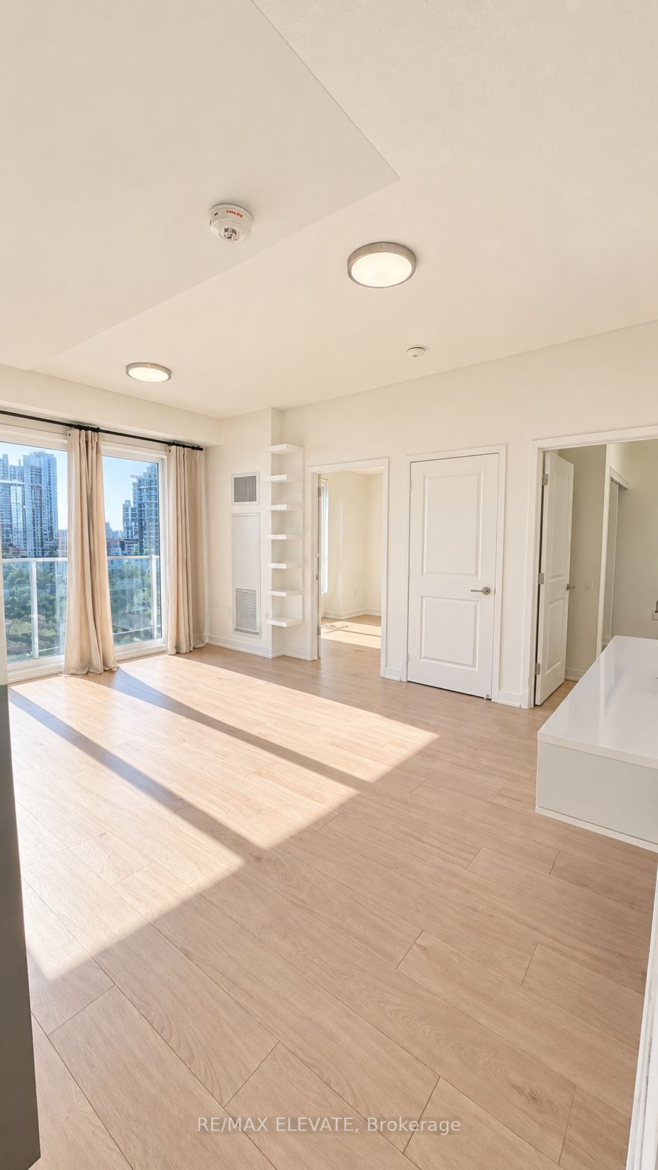 Unit 709 - 8 Nahani Way, Mississauga 4