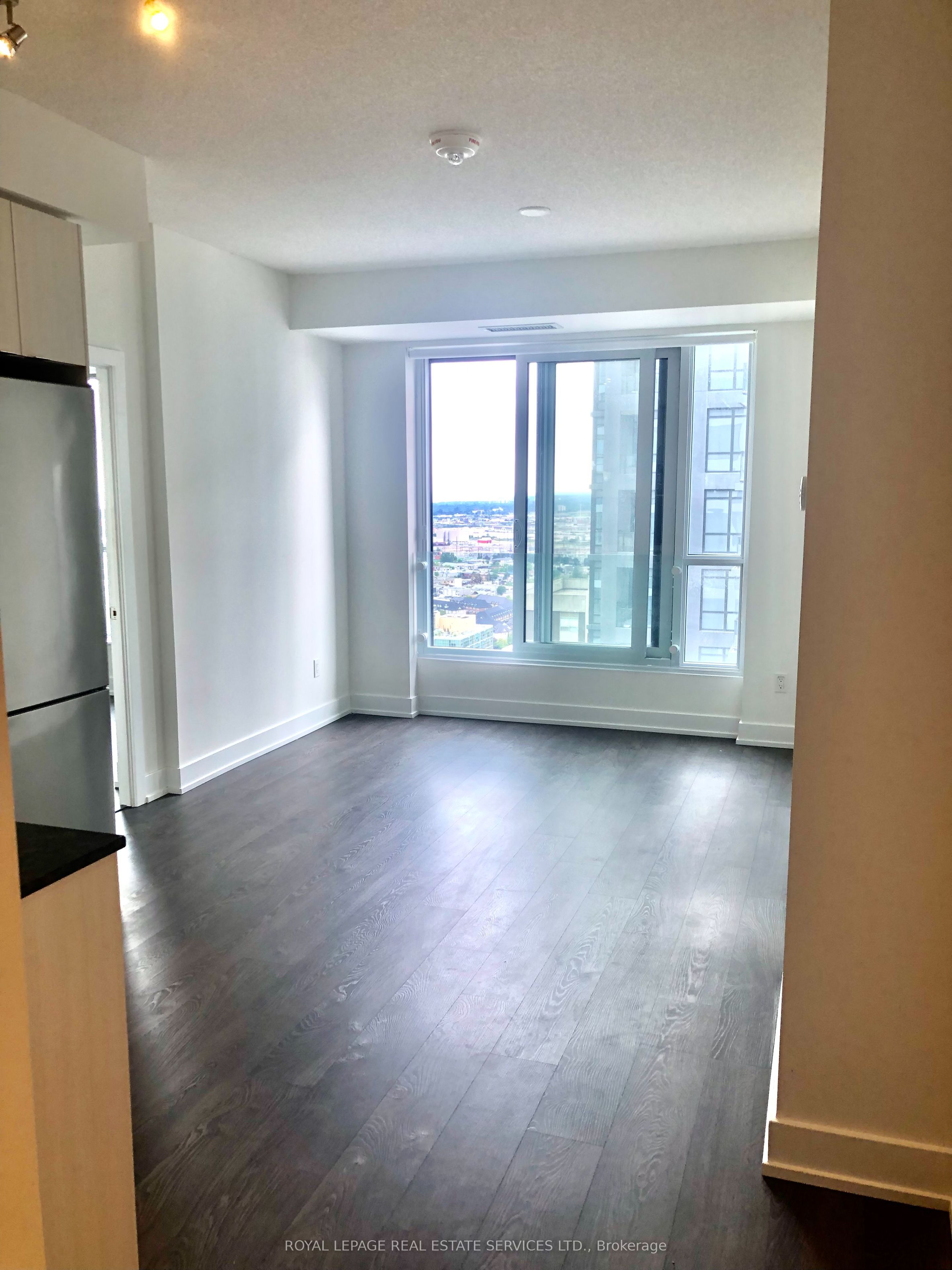 Unit 3301 - 7 Mabelle Avenue, Etobicoke 5