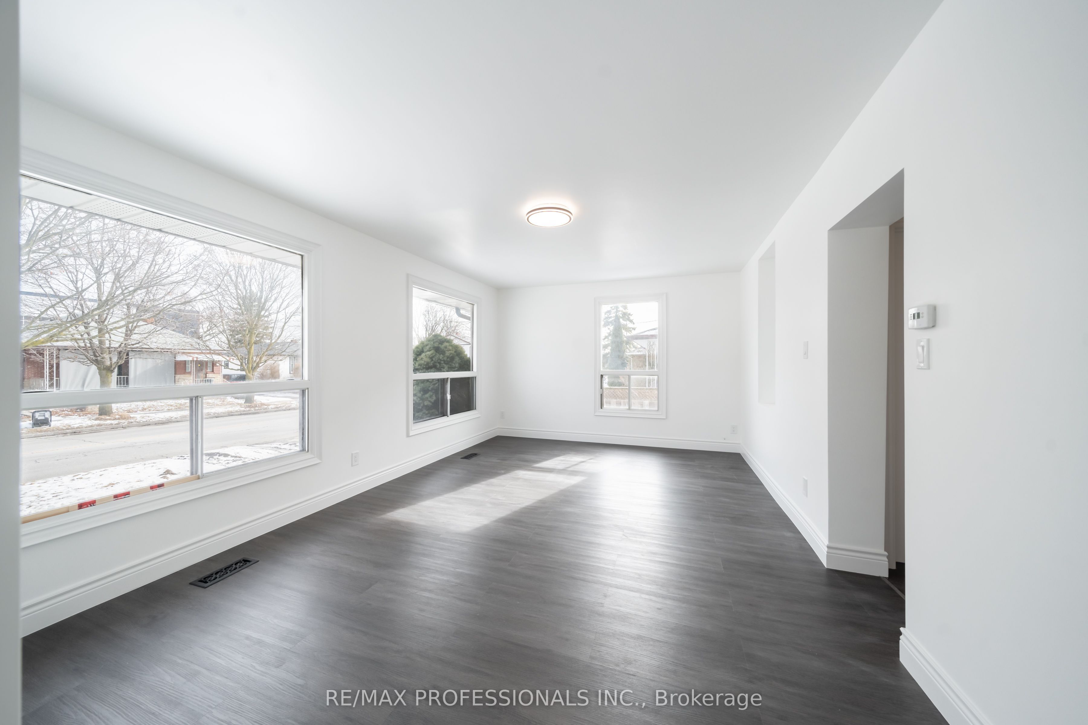 Unit MAIN - 174 Thirtieth Street, Etobicoke 5