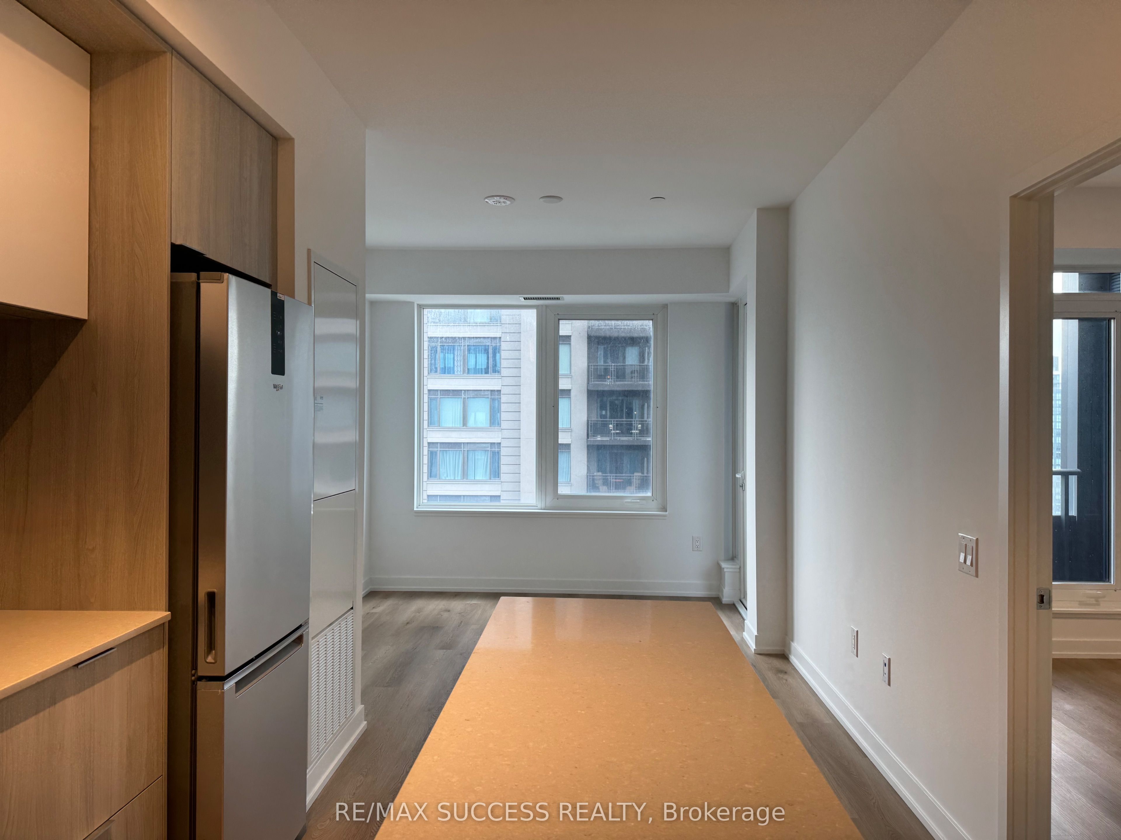 Unit 1607 - 395 Square One Drive, Mississauga 5
