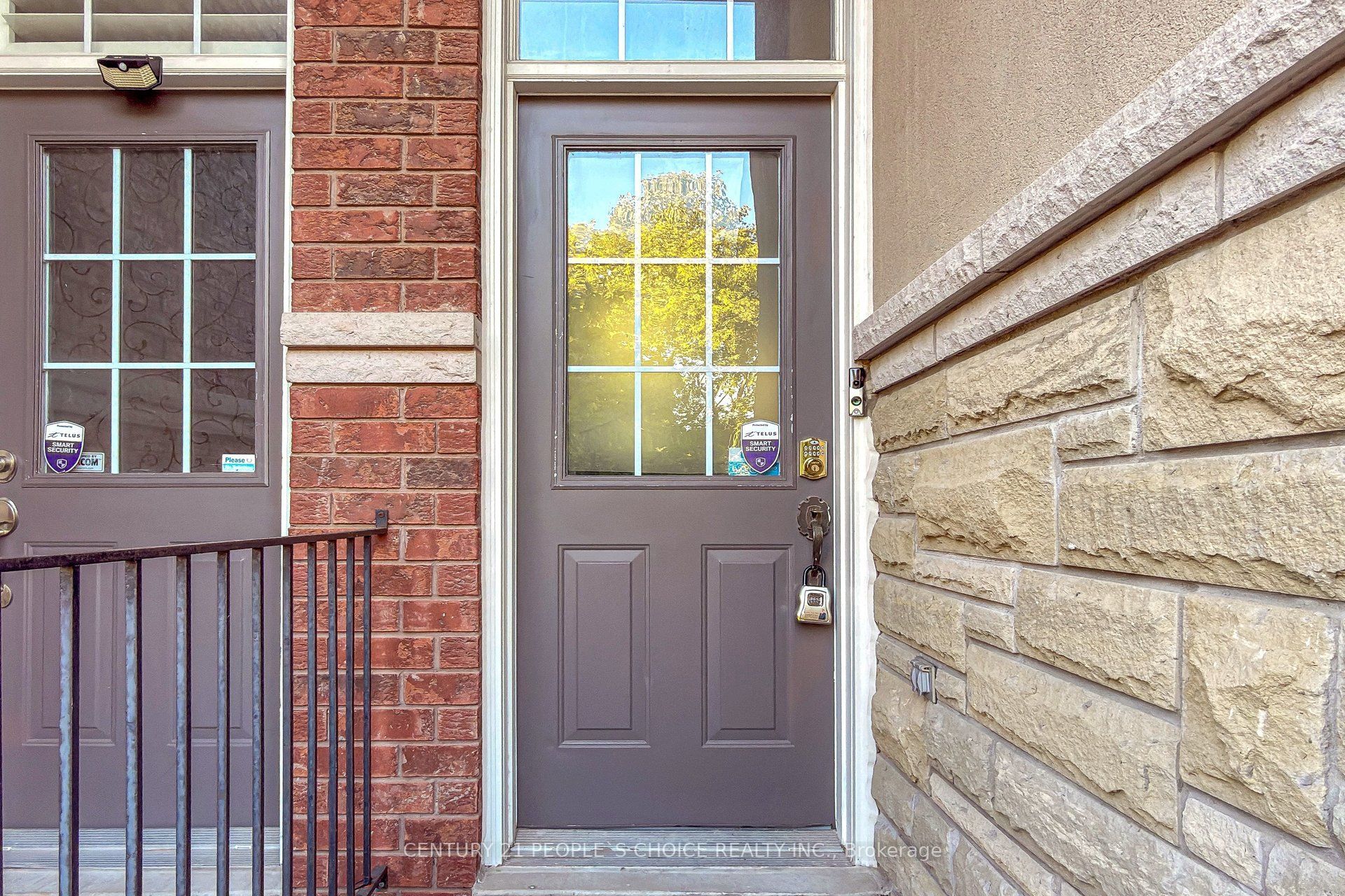 Unit 106 - 435 Hensall Circle, Mississauga 4