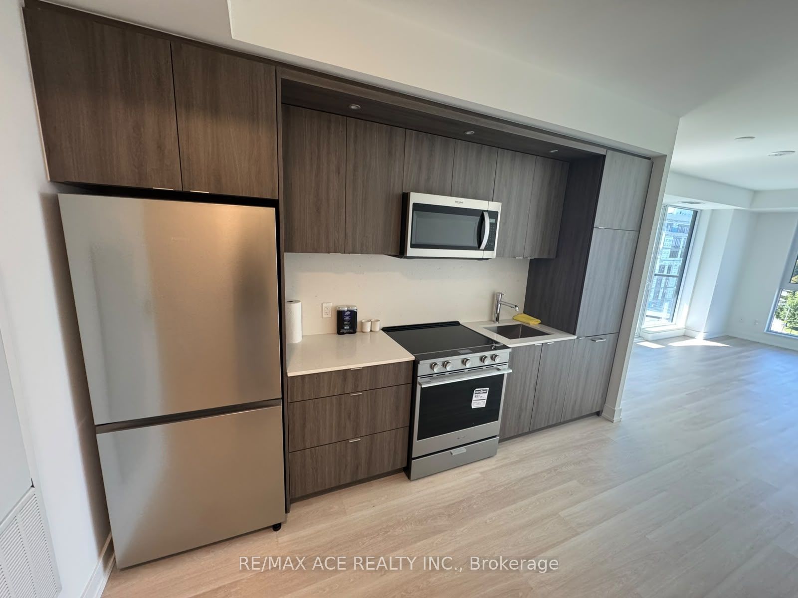 Unit 1012 - 25 Cordova Avenue, Etobicoke 4