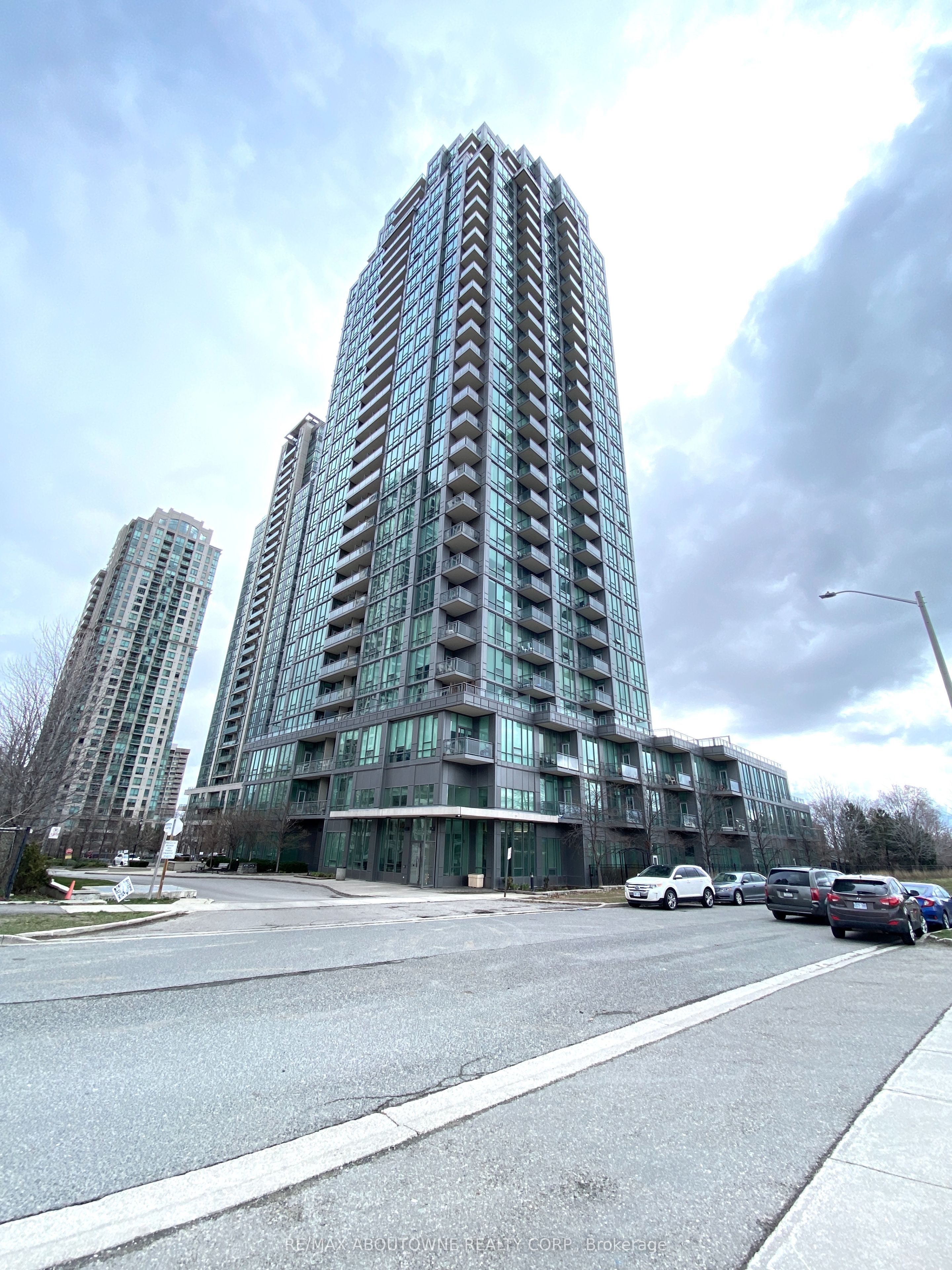 Unit 1712 - 3525 Kariya Drive, Mississauga 2
