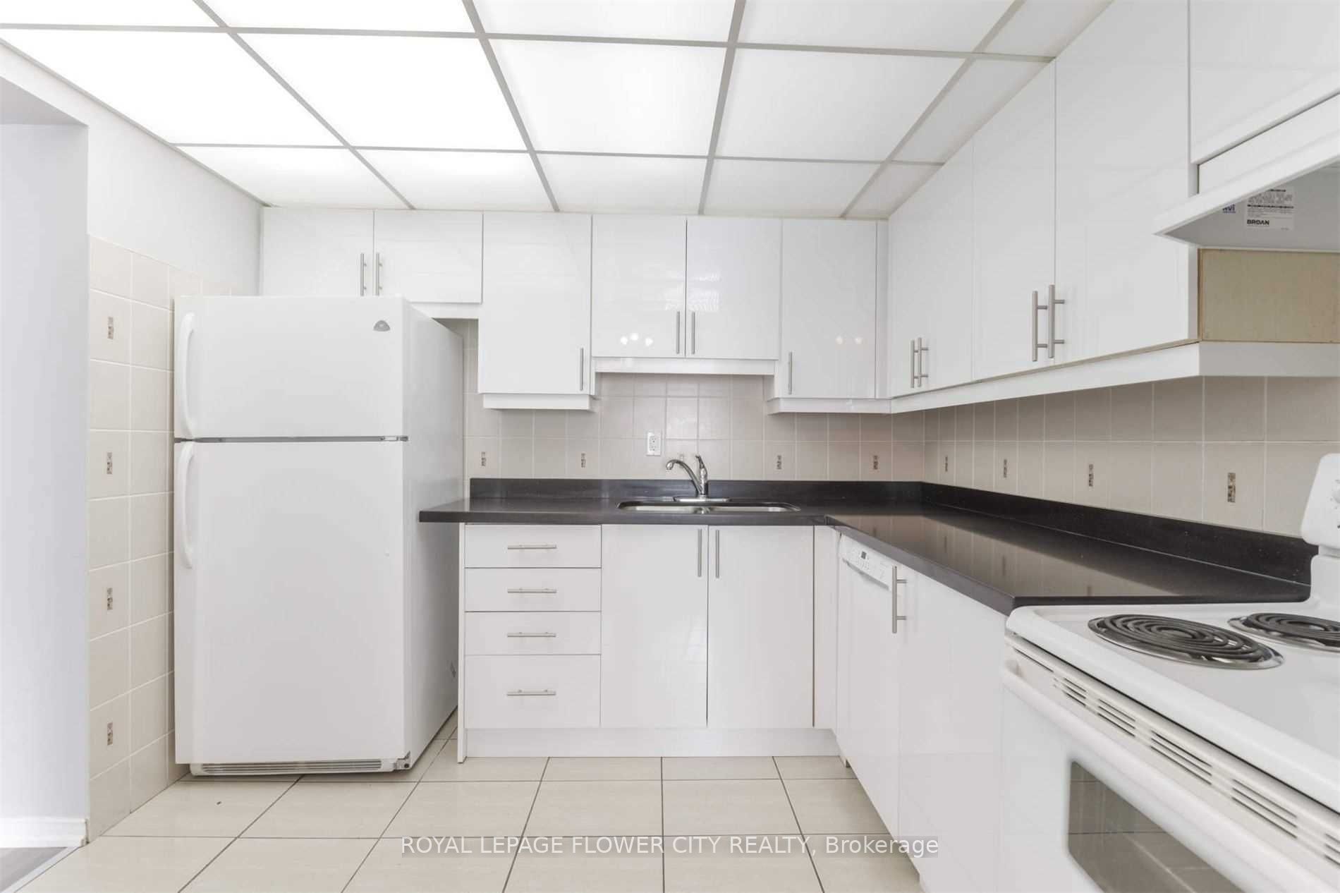 Unit 1709 - 115 Hillcrest Avenue, Mississauga 3