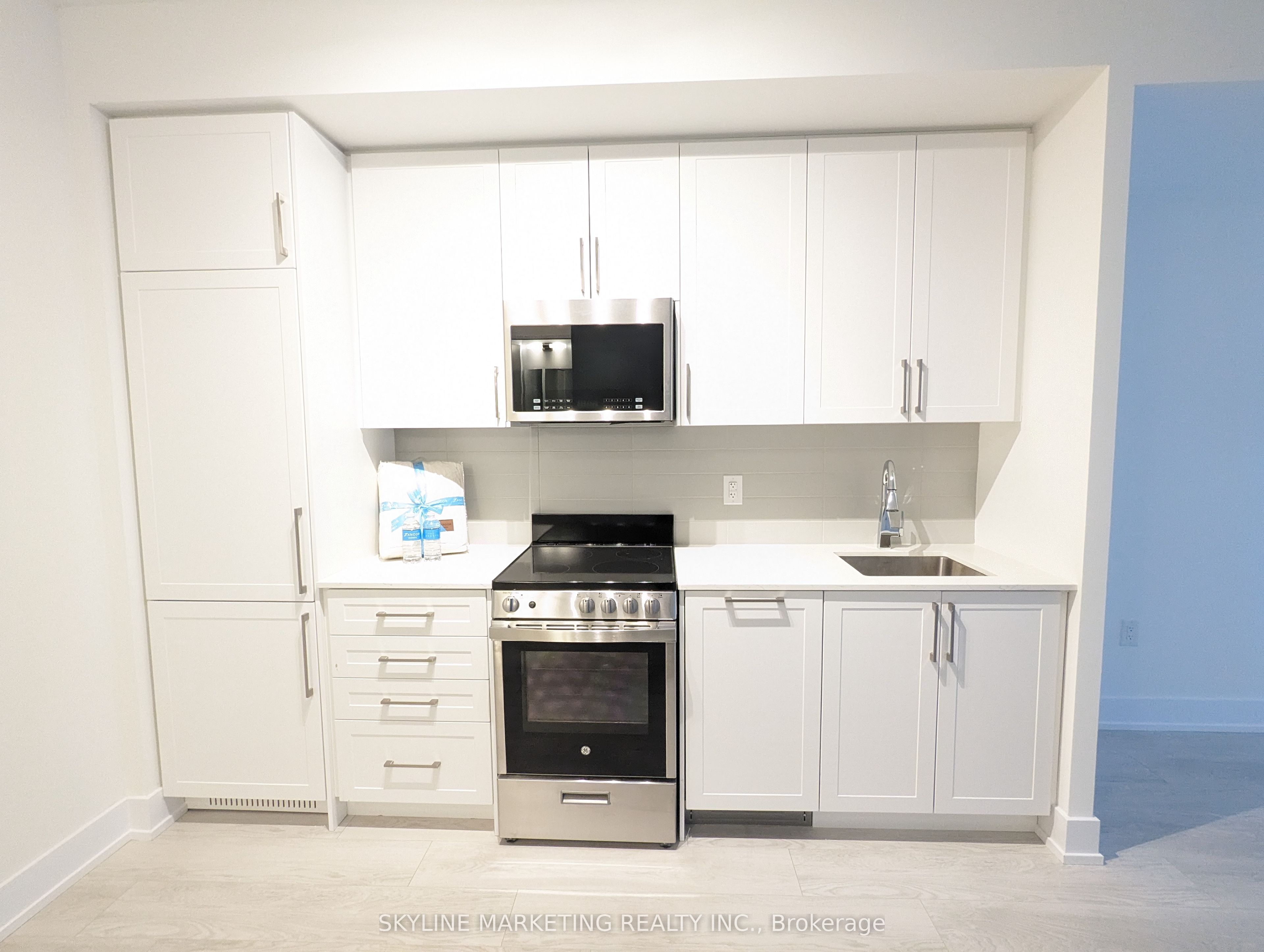 Unit 327 - 2450 Old Bronte Road, Oakville 4