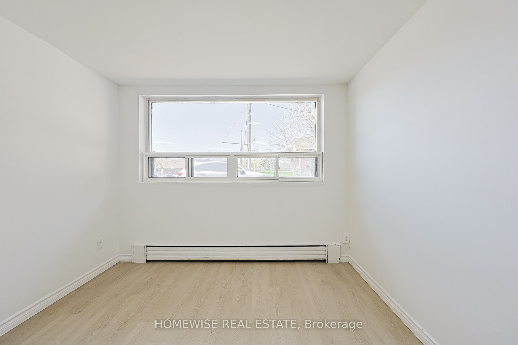 Unit 107 - 2204 Dufferin Street, Toronto 5