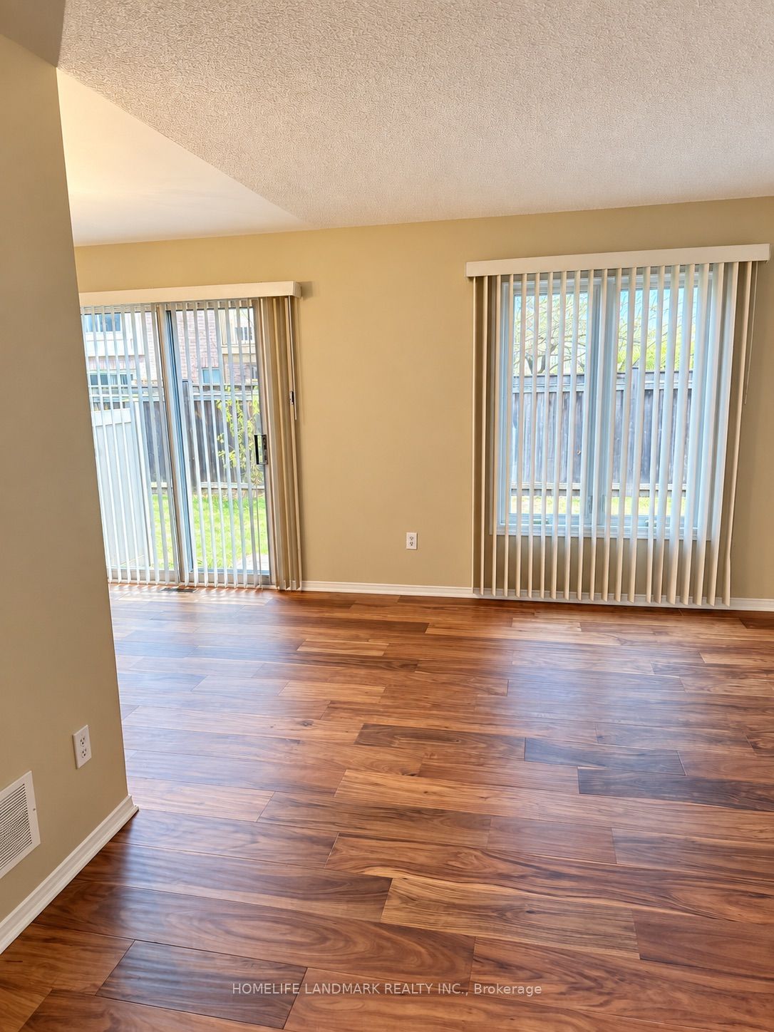 Unit 60 - 35 Ceremonial Drive, Mississauga 3
