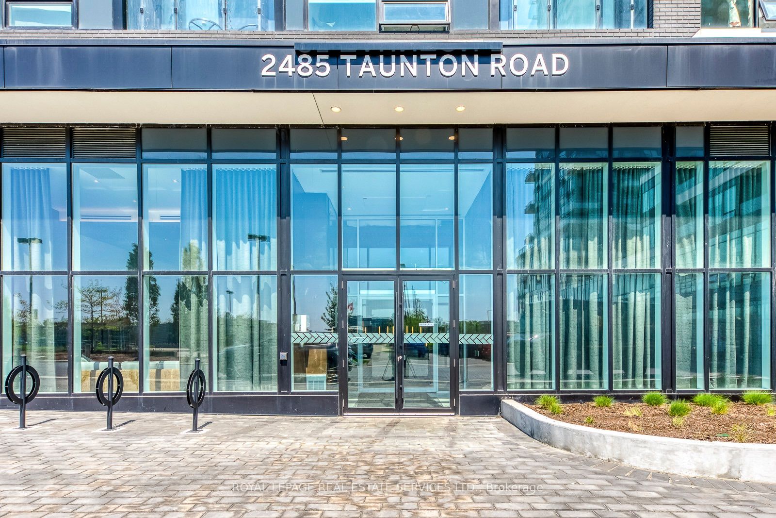 Unit 349 - 2485 Taunton Road, Oakville 3