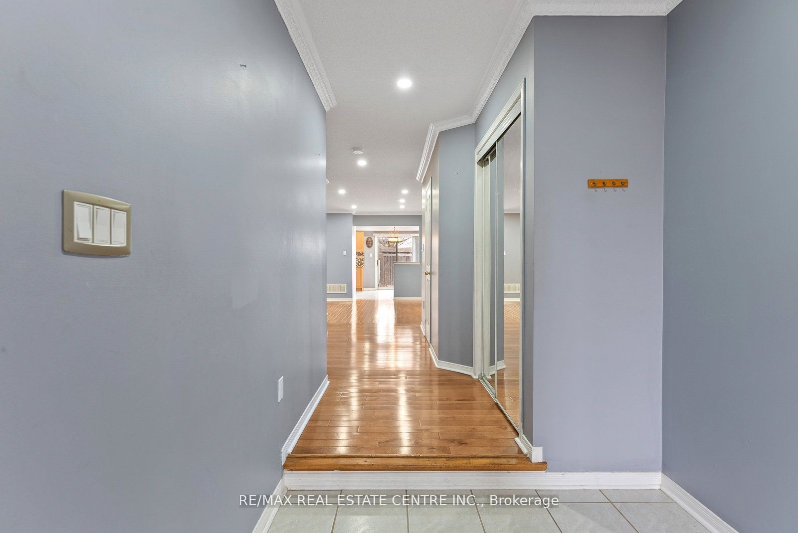 Unit Upper - 5382 Longhouse Crescent, Mississauga 3