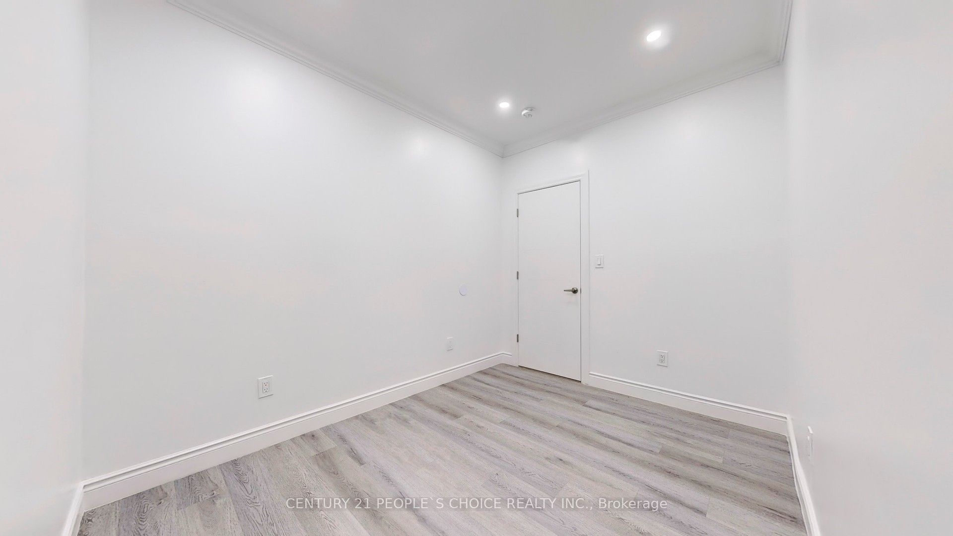 Unit Bsmt - 26 lyle Way, Brampton 3