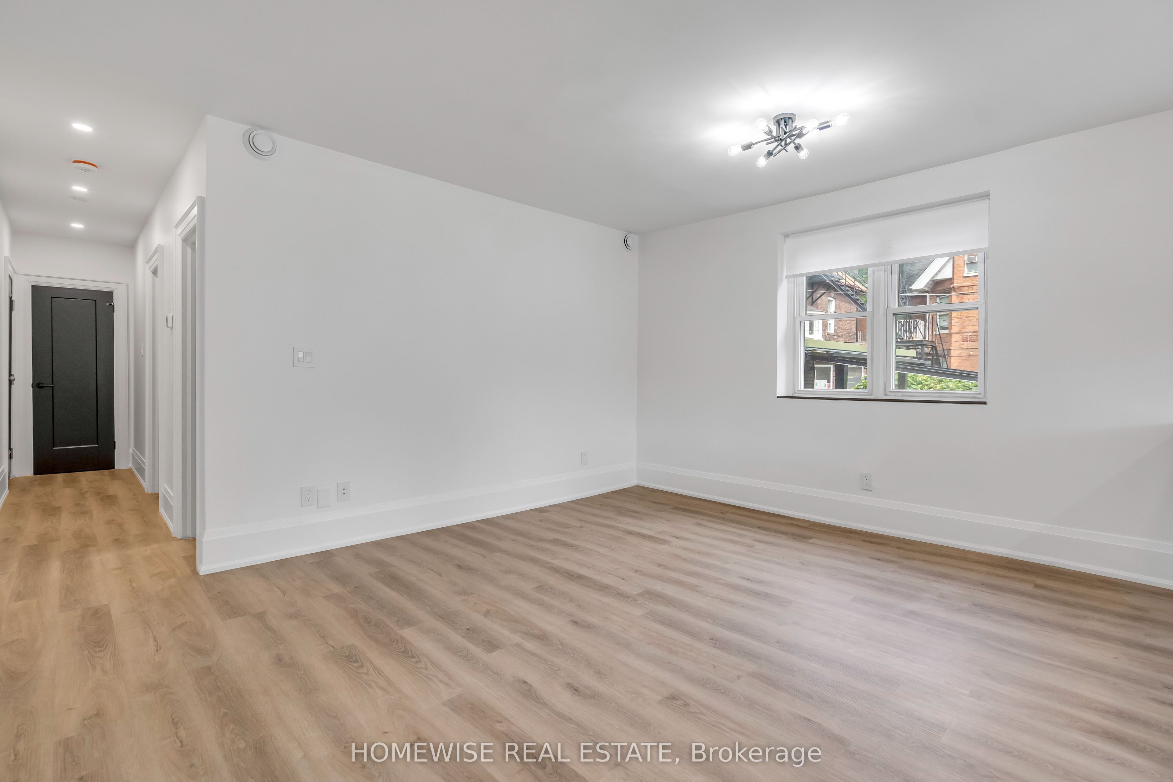Unit 203 - 1340 King Street W, Toronto 4