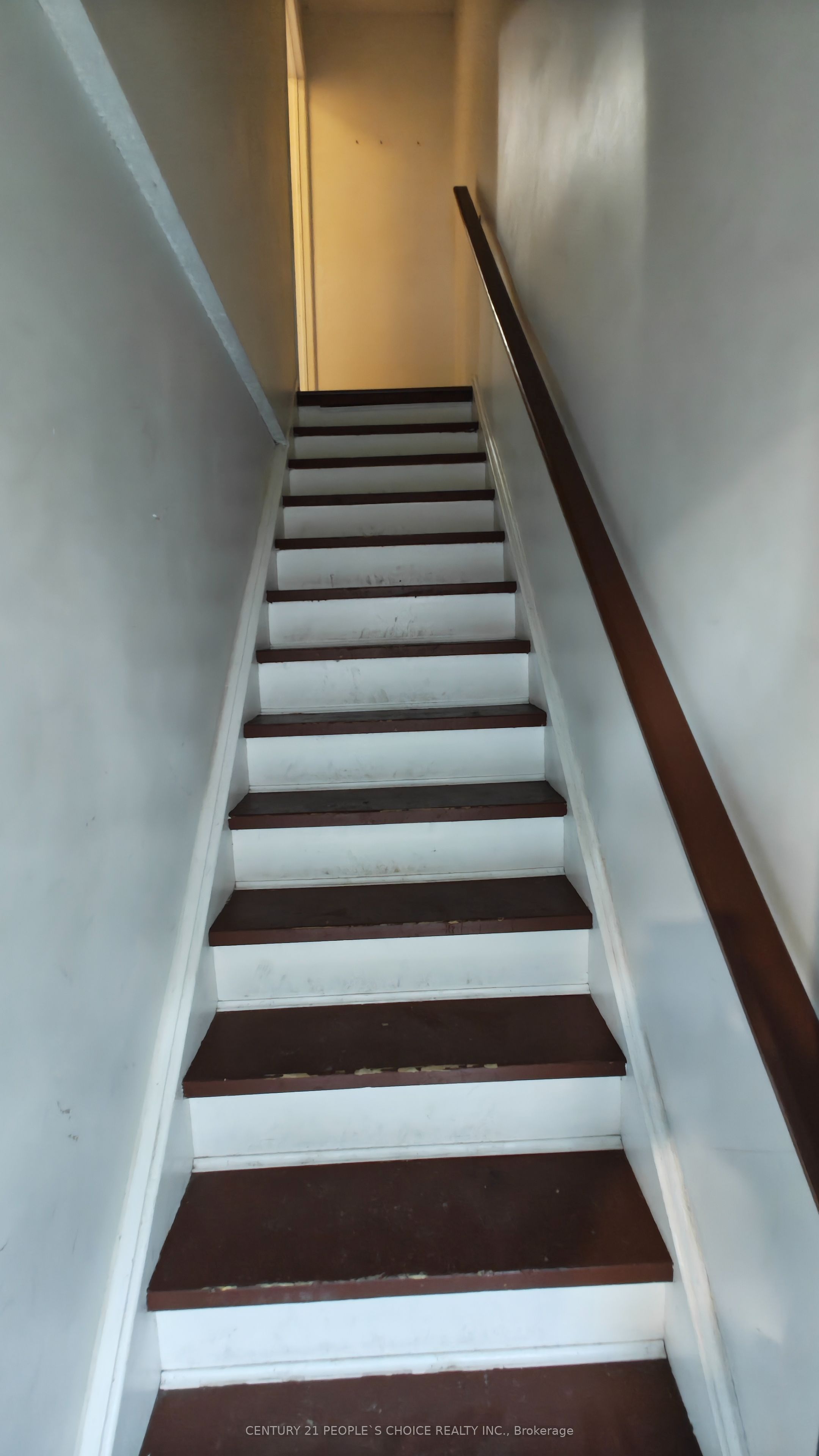 Unit 215 - 2110 Cleaver Avenue, Burlington 2