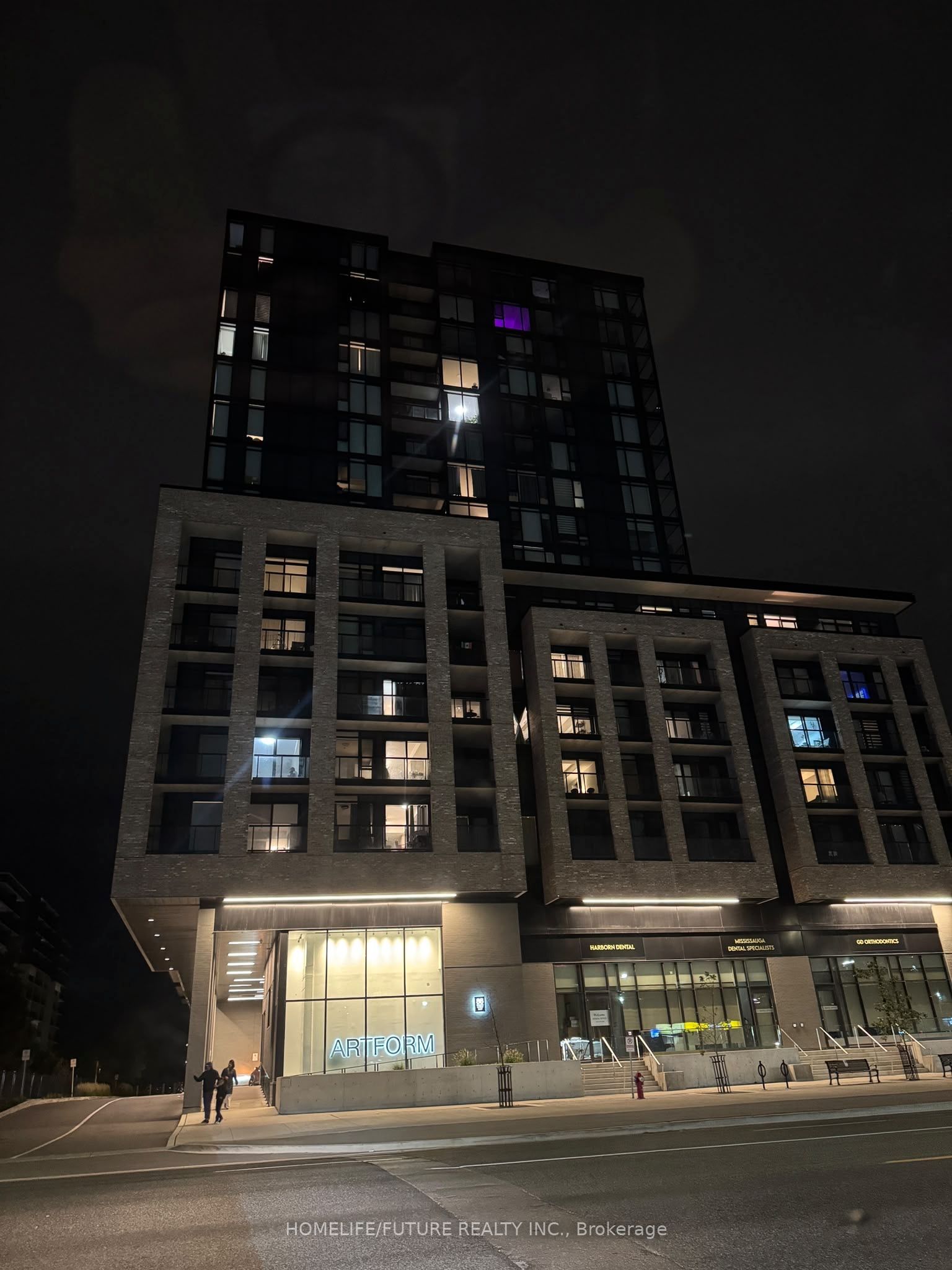 Unit 1221 - 86 Dundas Street, Mississauga 2