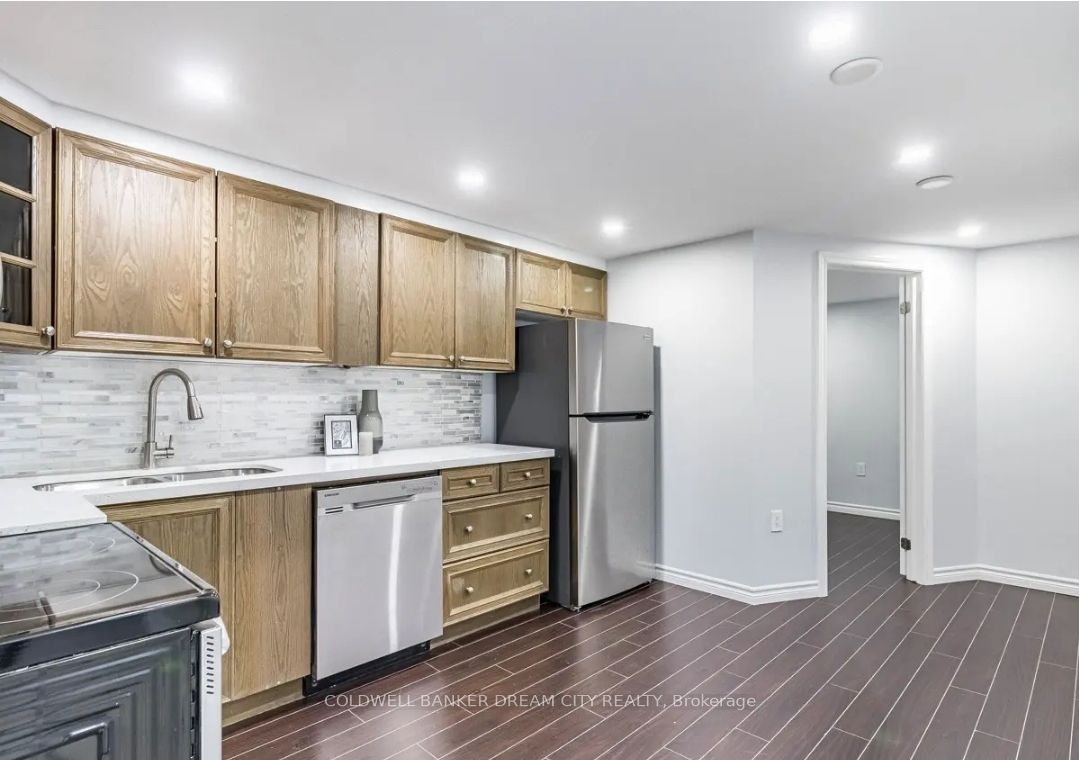 Unit LOWER - 231 Elizabeth Street S, Brampton 4